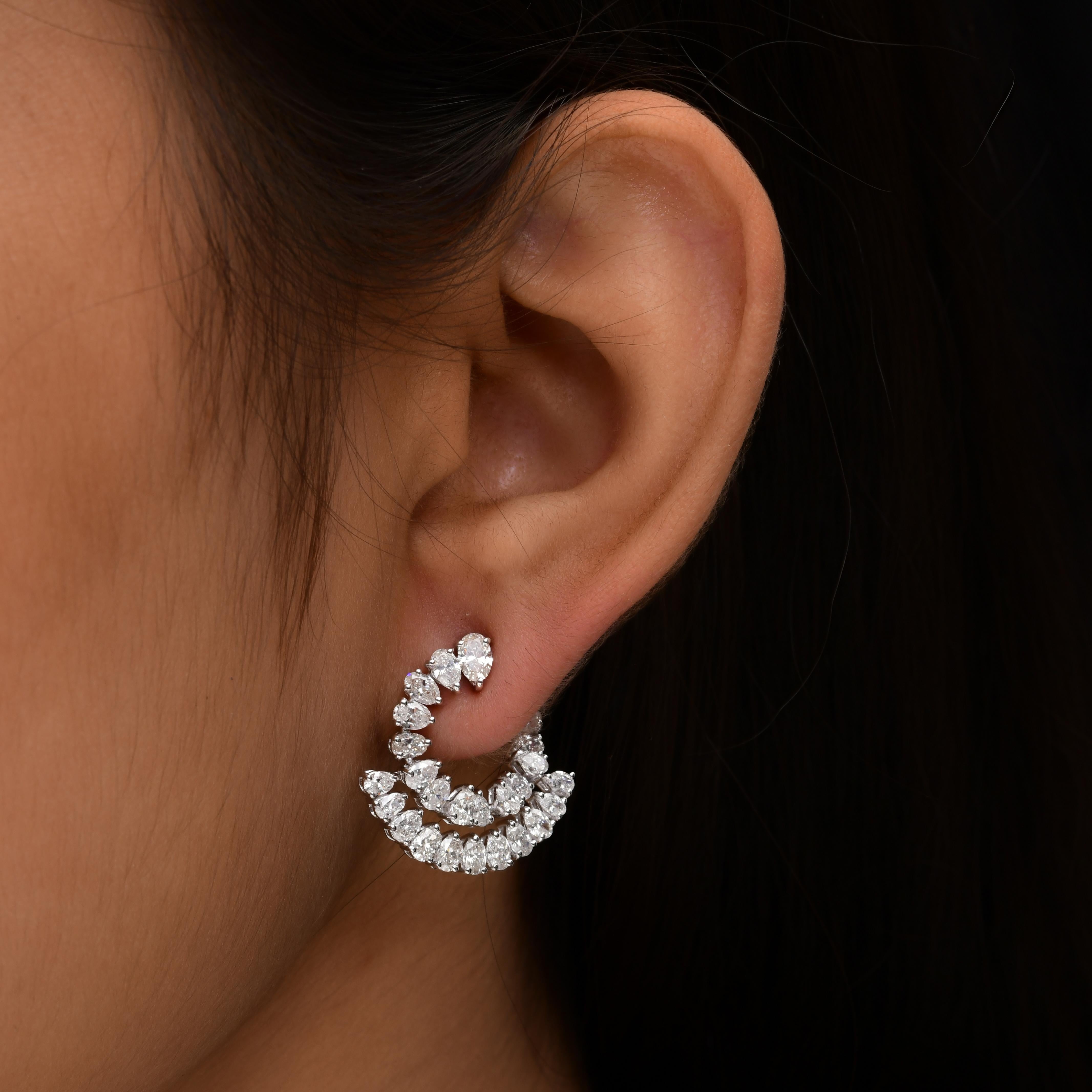 Pendientes colgantes de diamantes reales de 3,87 quilates, claridad SI y color HI, oro blanco de 18 quilates en Nuevo estado para la venta en Diera, Dubai