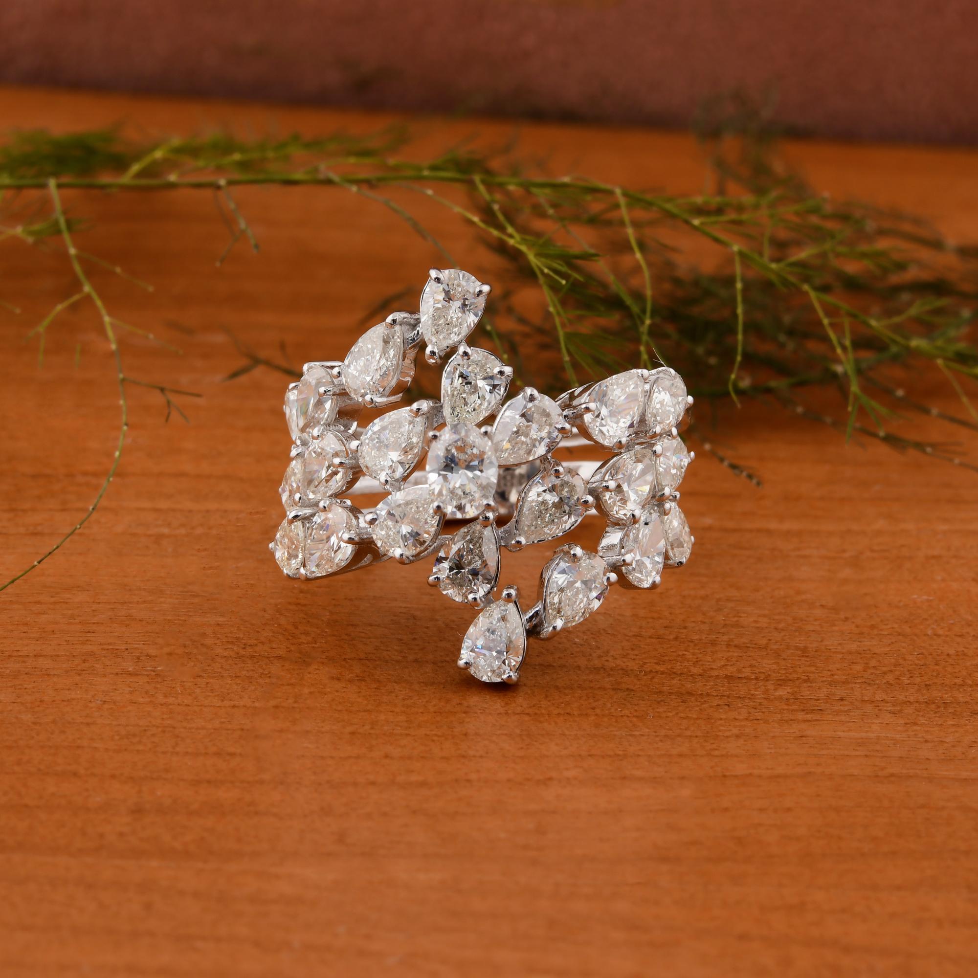 Real 4,10 Karat SI Reinheit HI Farbe Birnenform Diamantring 18 Karat Weißgold (Tropfenschliff) im Angebot