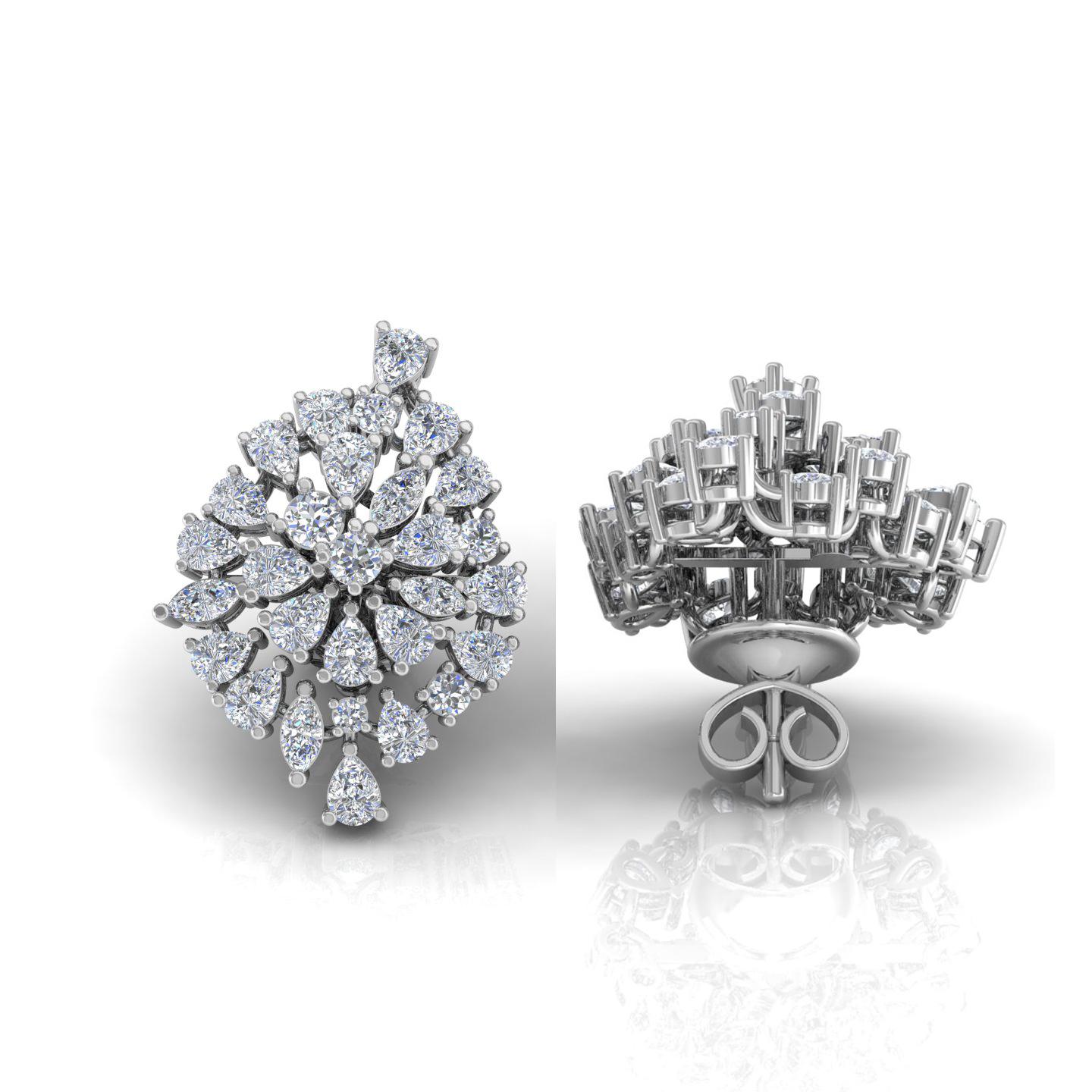 Real 4.2 Carat Brilliant Cut Multi Diamond Cluster Earrings 18 Karat White Gold In New Condition For Sale In Diera, Dubai