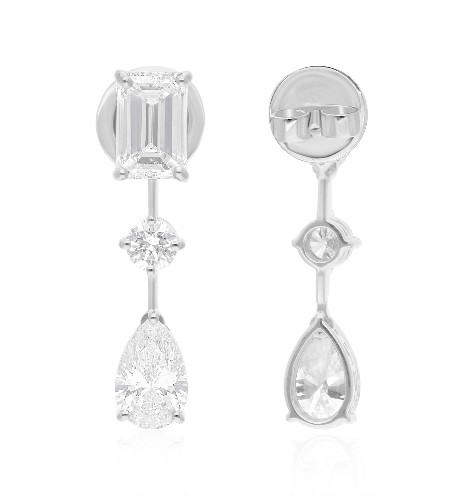 Real 4.46 Carat Multi Shape Diamond Dangle Earrings 10 Karat White Gold Jewelry In New Condition For Sale In Diera, Dubai