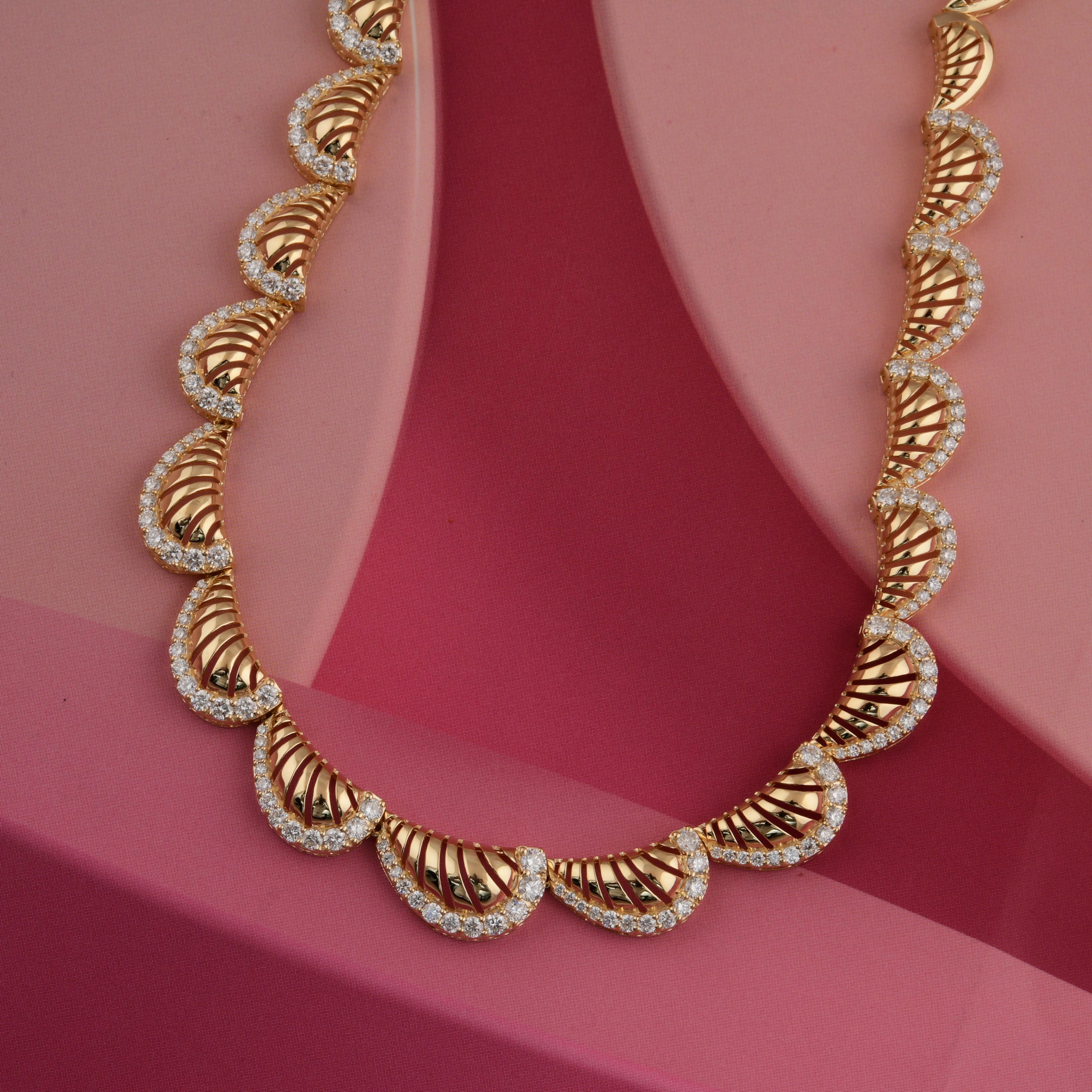 Round Cut Real 4.80 Carat SI Clarity HI Color Round Diamond Necklace 18 Karat Yellow Gold For Sale