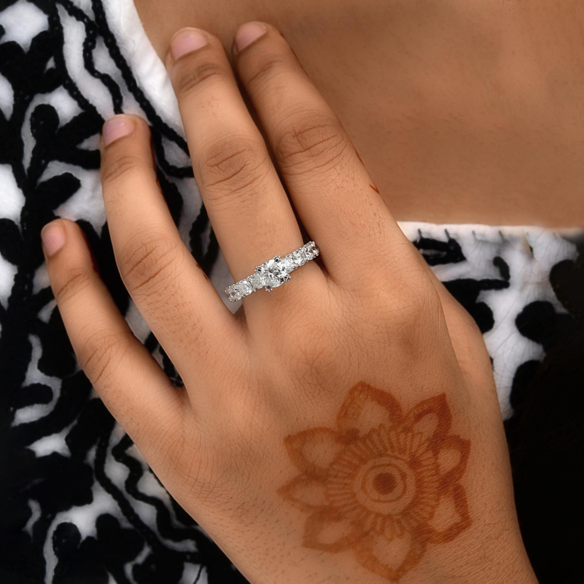Real 4.81 Carat SI/HI Diamond Eternity Band Engagement Ring 18 Karat White Gold In New Condition For Sale In Diera, Dubai