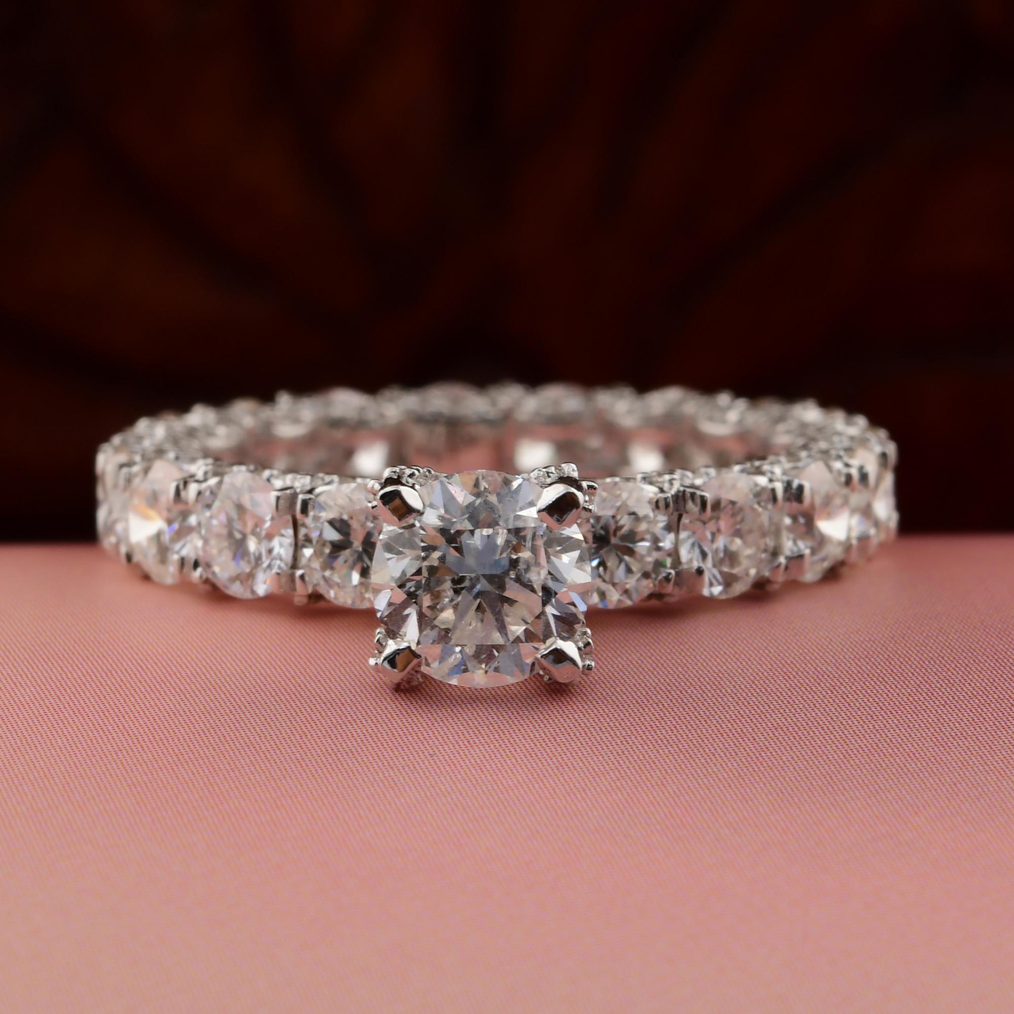 Women's Real 4.81 Carat SI/HI Diamond Eternity Band Engagement Ring 18 Karat White Gold For Sale