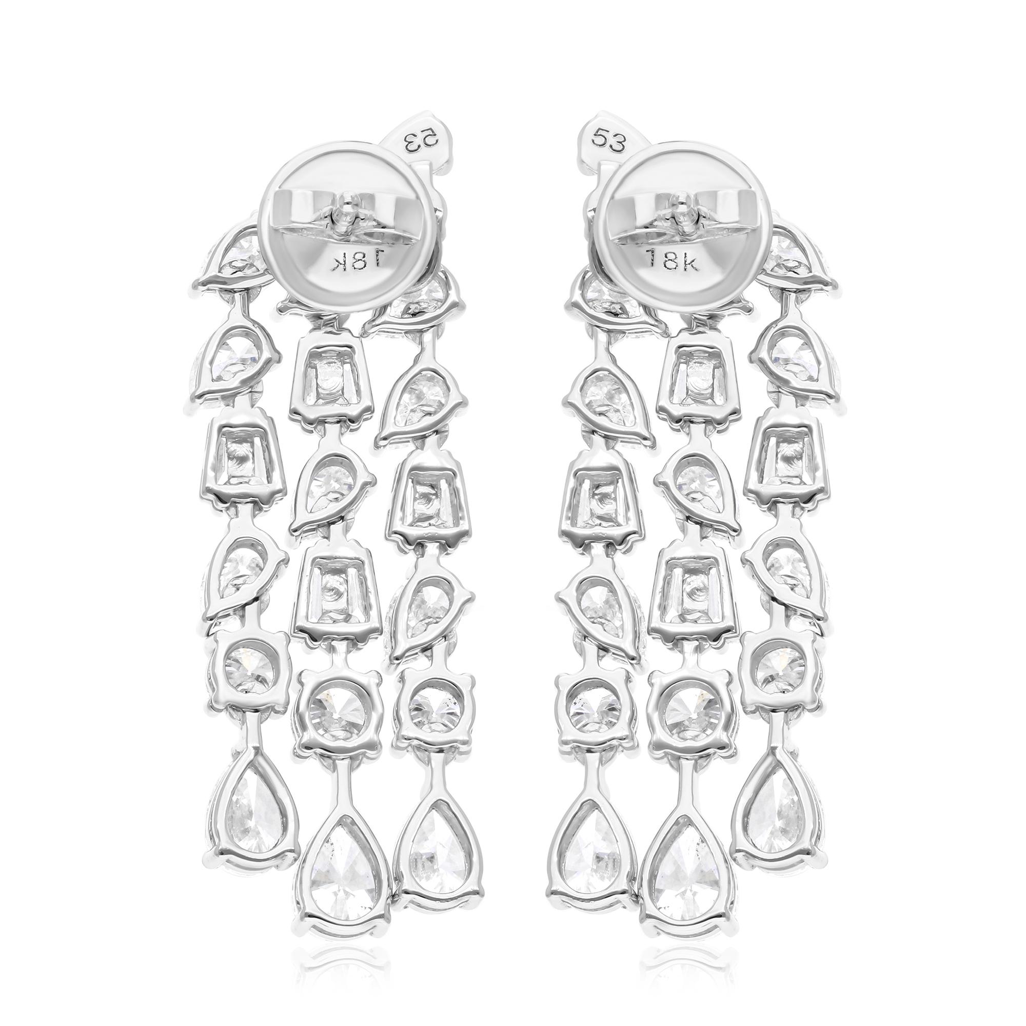 Boucles d'oreilles chandelier en or blanc 18 carats avec diamants multiformes de 5,65 carats SI/H Neuf - En vente à Diera, Dubai