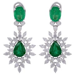 Véritable 5.88 Carat Zambian Emerald Dangle Earrings 3.45 Ct. Diamant en or blanc 14k