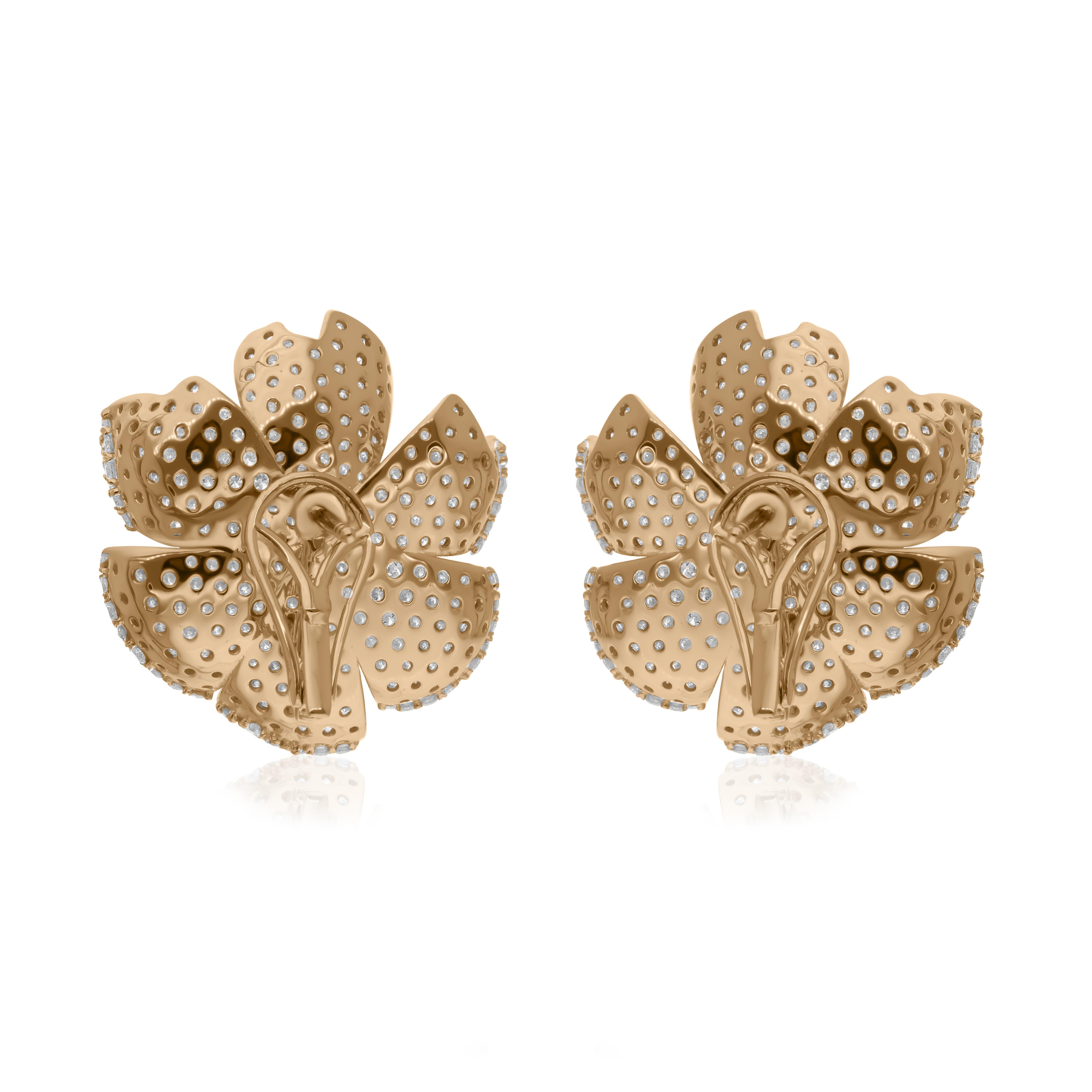 Boucles d'oreilles fleur en or jaune 18 carats avec diamants ronds de 7,42 carats SI/H Pour femmes en vente