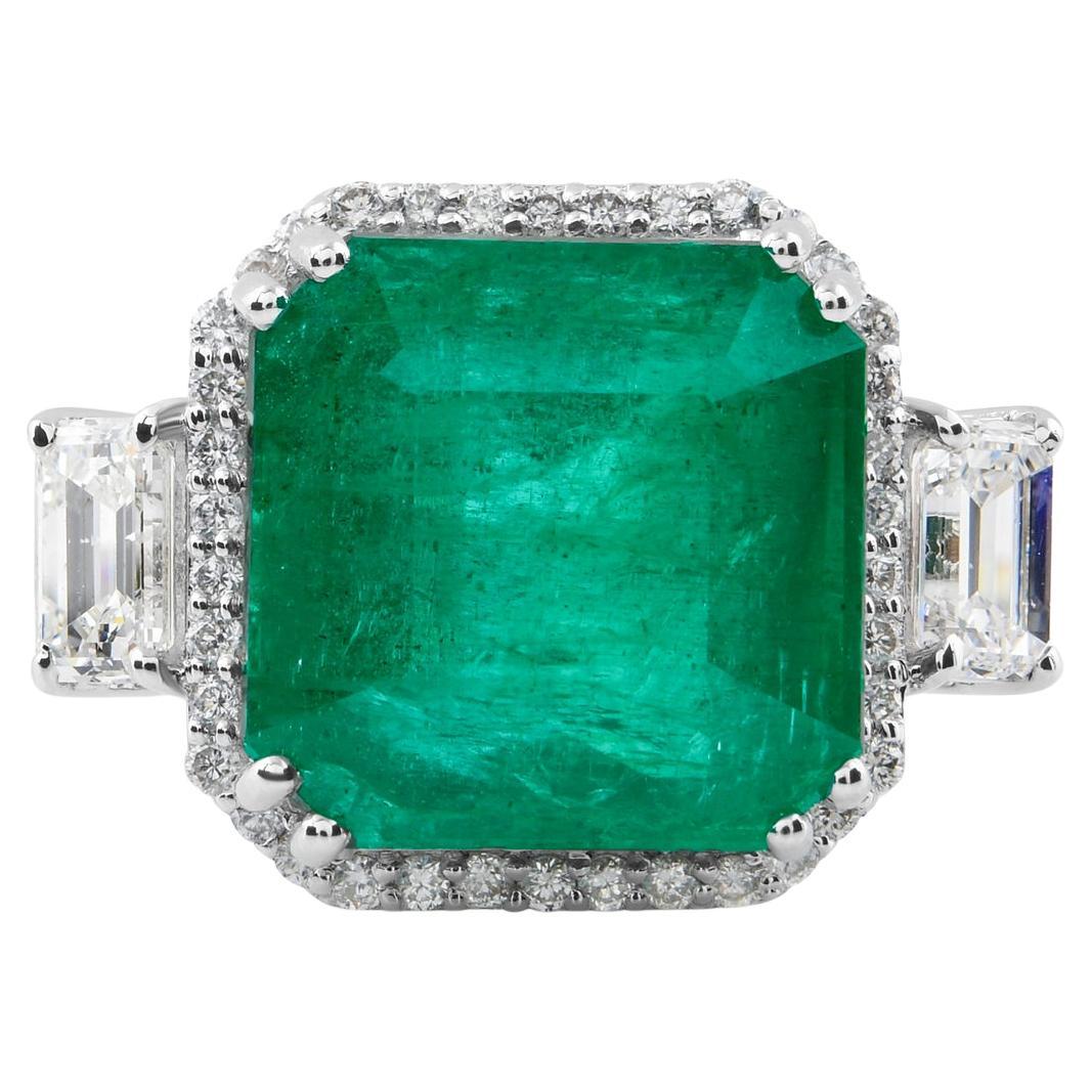 Real 8.3 Carat Emerald 1.12 Carat SI/H Diamond Cocktail Ring 18 Karat White Gold