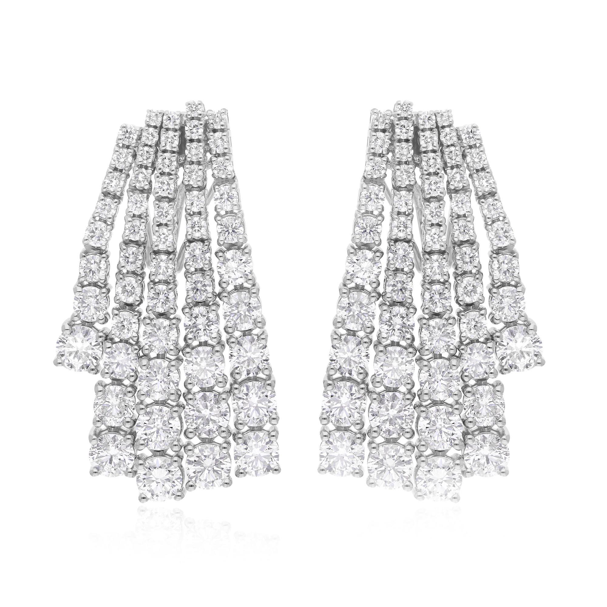Segui la vetrina di Spectrum Jewels per vedere le ultime collezioni e i pezzi esclusivi. Spectrum Jewels è orgoglioso di essere considerato un Top Seller su 1stdibs con recensioni a 5 stelle da parte dei clienti. Tutti gli articoli da noi prodotti