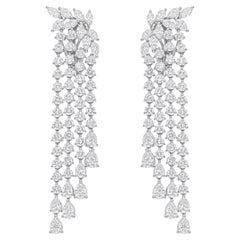 Boucles d
oreilles chandelier en or blanc 18 carats avec diamants ronds poire de 9,20 carats SI/H