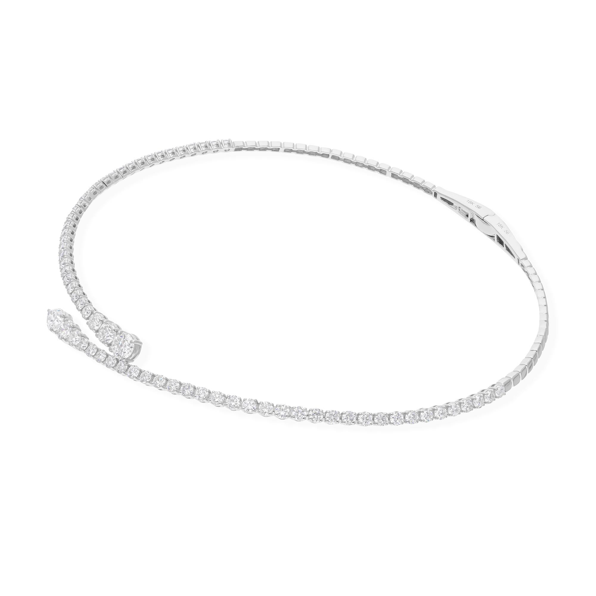Moderno Vero 9,94 carati SI/H Diamante rotondo a pera Collana a girocollo in oro bianco 18 carati in vendita