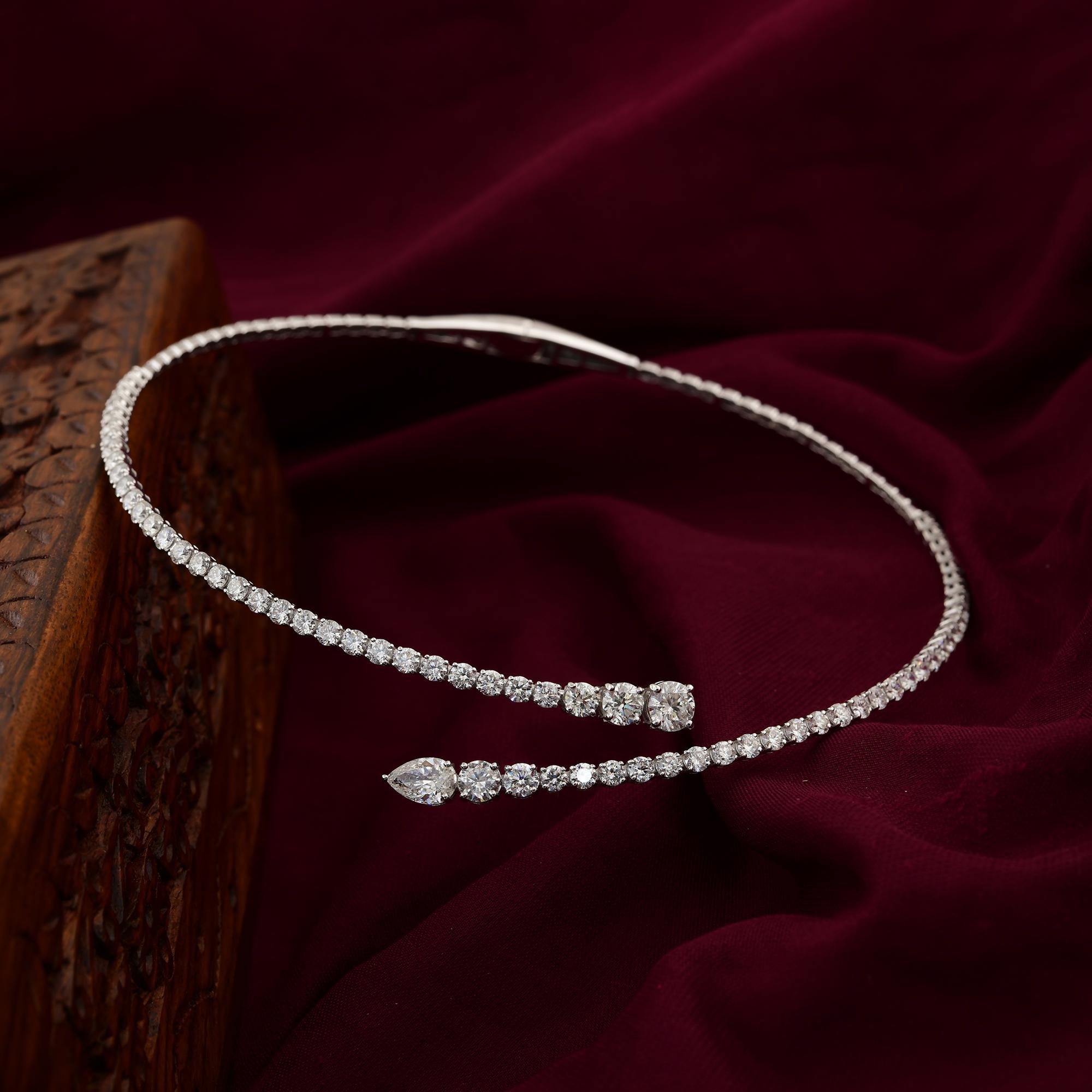 Taglio a goccia Vero 9,94 carati SI/H Diamante rotondo a pera Collana a girocollo in oro bianco 18 carati in vendita