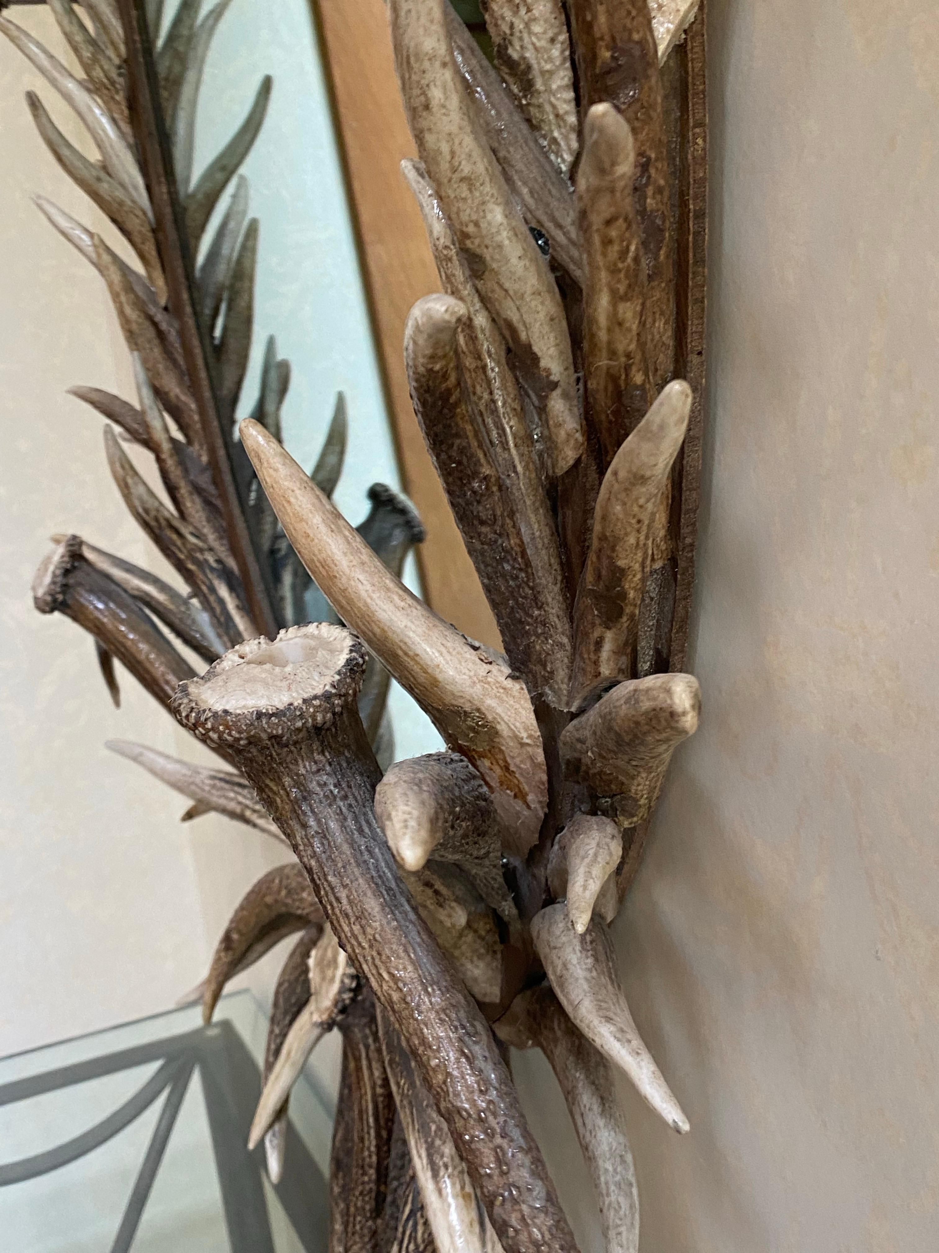 Real Antler Mirror in Oval Shape, Late 20th Century For Sale 2