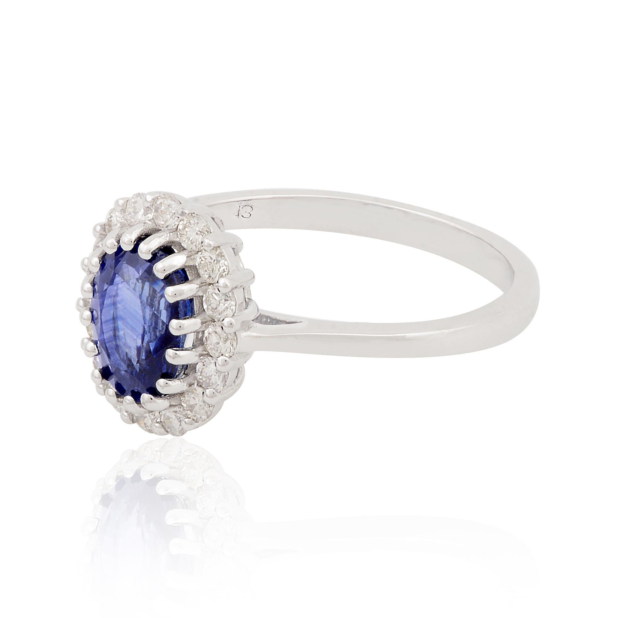 Modern Real Blue Sapphire Gemstone Ring SI Clarity HI Color Diamond 14 Karat White Gold For Sale