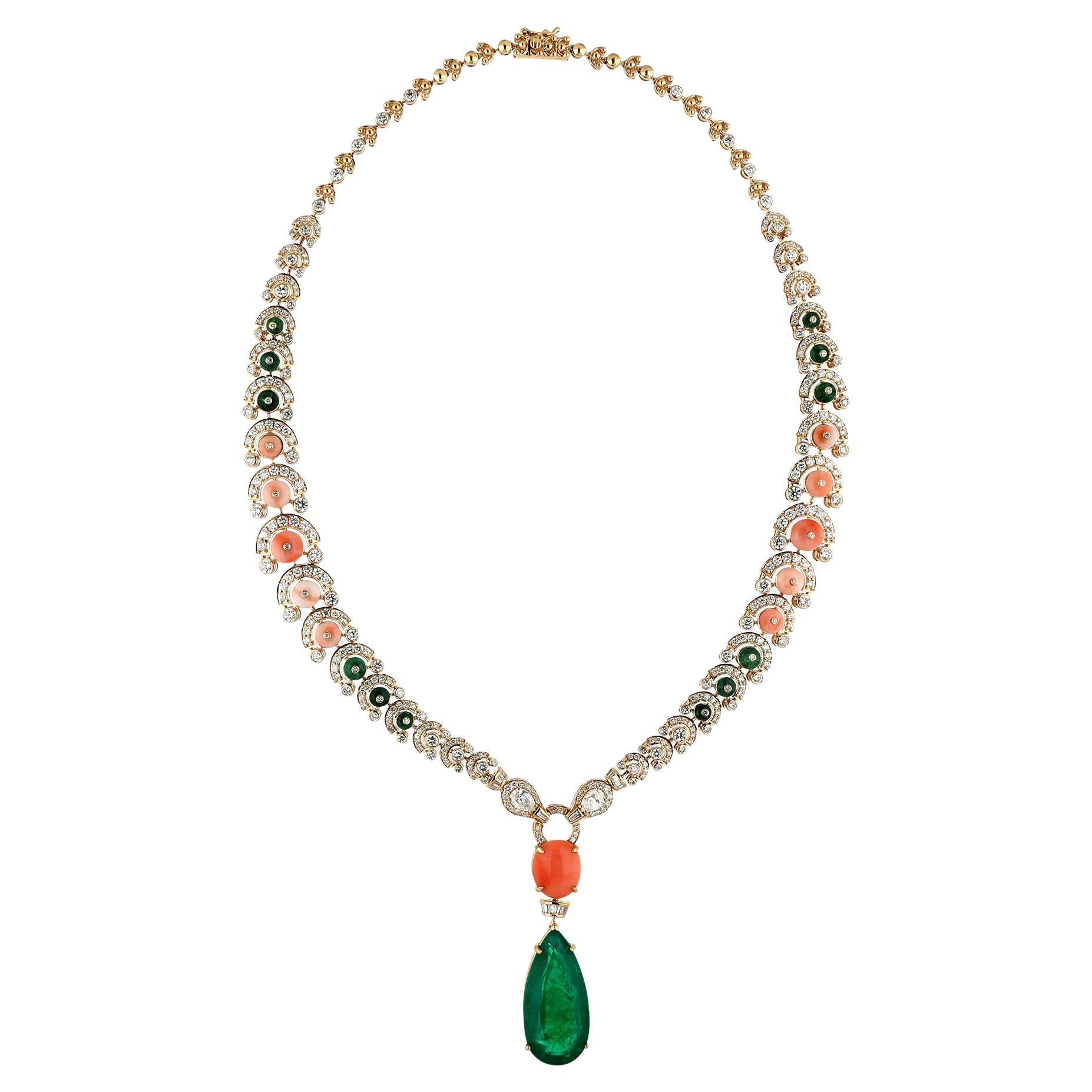 Real Coral Emerald Gemstone Necklace SI/H Diamond 18 Karat Yellow Gold Jewelry For Sale