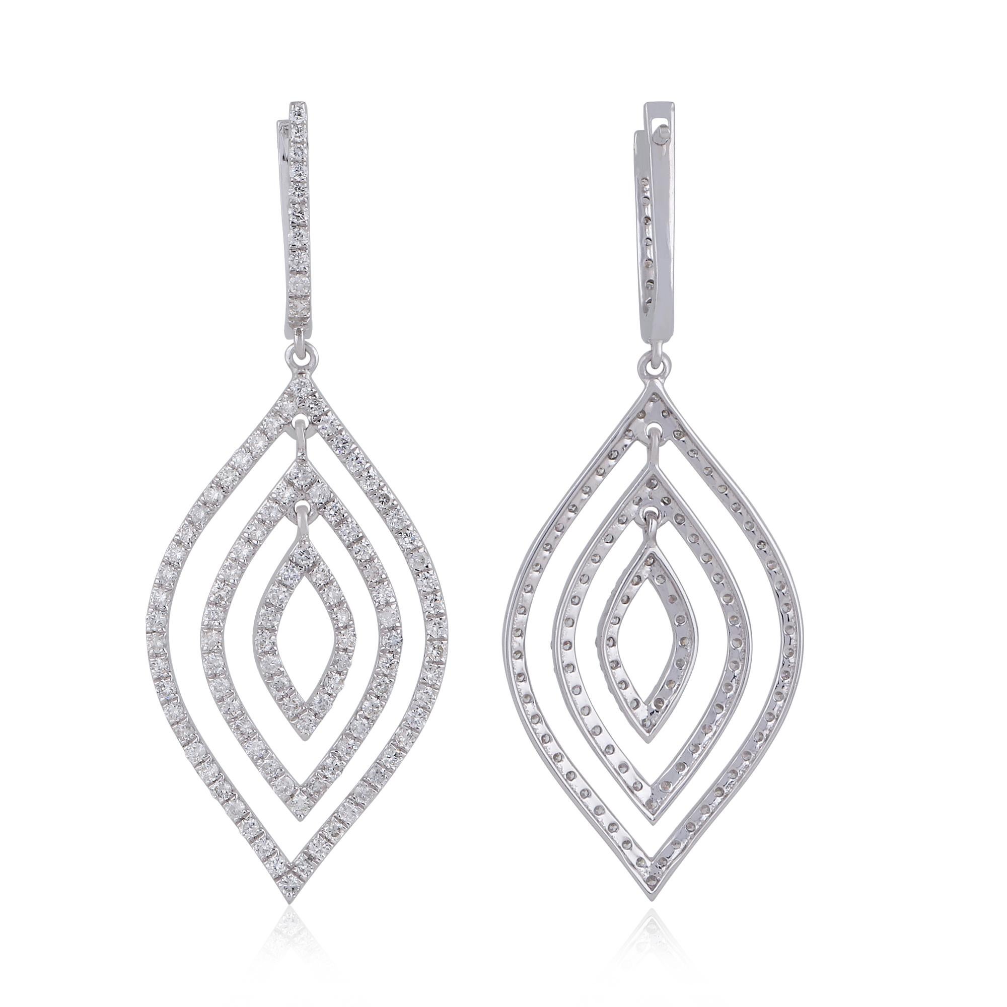 Pendientes colgantes con triple marquesa de diamantes auténticos en oro blanco de 10k Moderno en venta