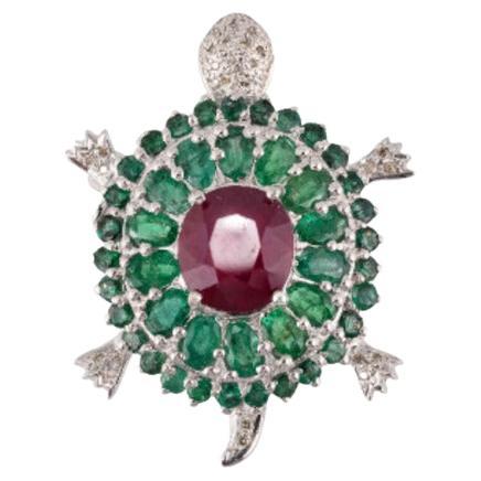 Natural Emerald and Ruby Turtle Brooch in 925 Sterling Silver For Sale