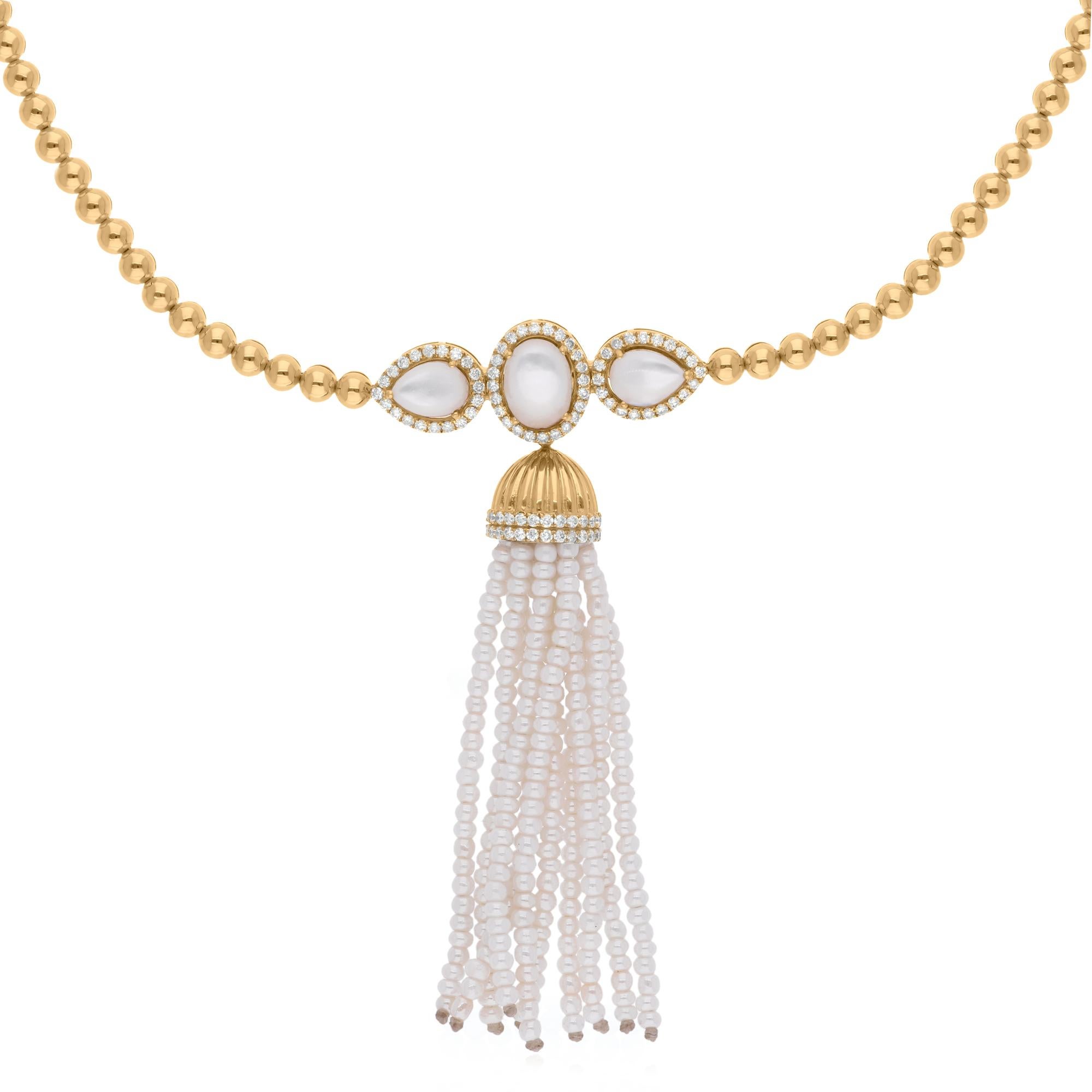 Fabriqué en or 18 carats, ce pendentif exquis est serti de 3,66 carats de diamants étincelants.

Suivez la vitrine de Spectrum Jewels pour découvrir la dernière collection et les pièces exclusives. Spectrum Jewels est fièrement classé parmi les