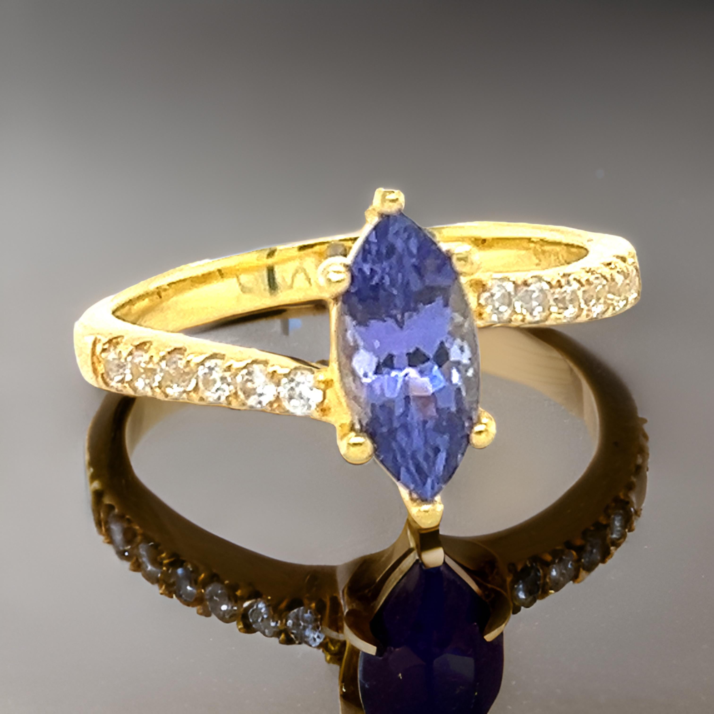 Art déco Bague de naissance de décembre en argent sterling 925 et tanzanite naturelle véritable en vente