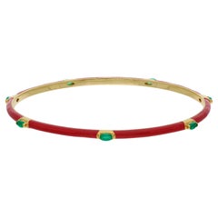 Bracelet jonc élégant en or jaune 14 carats avec véritables émeraudes ovales