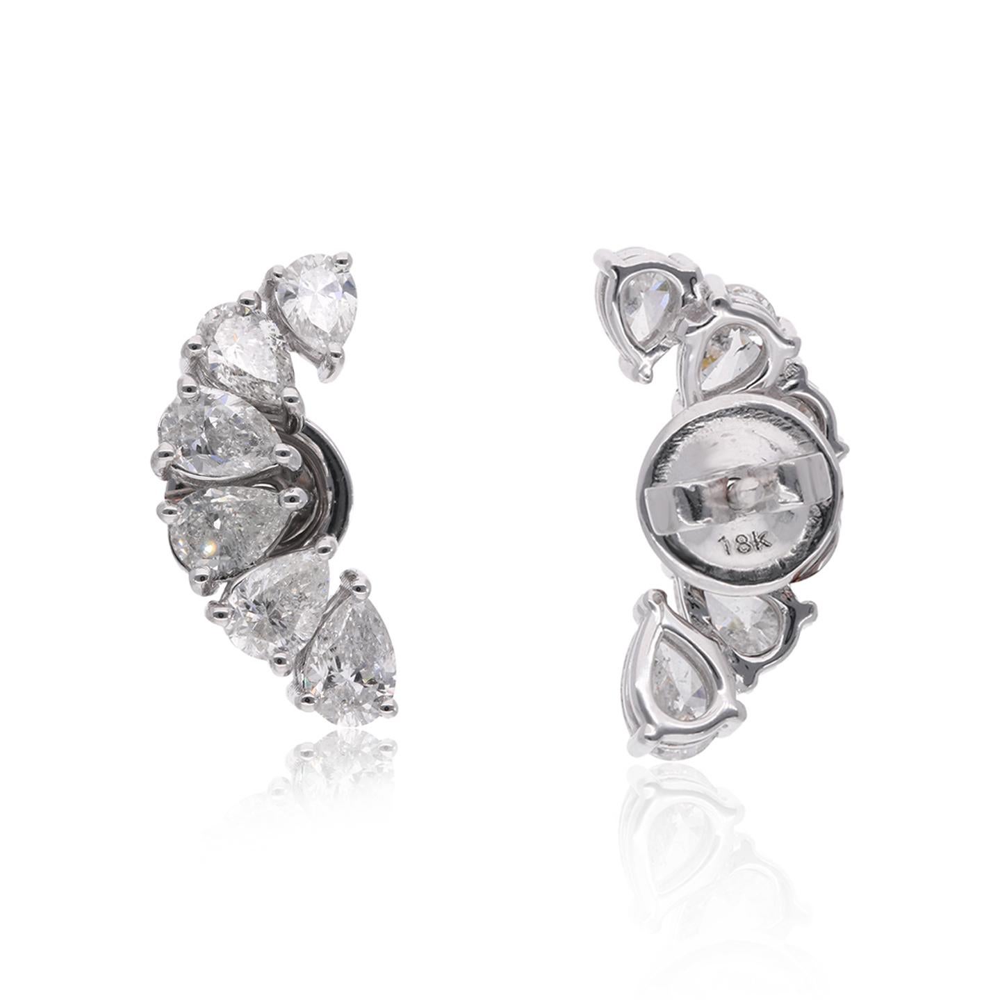 Add a touch of glamour to your look with these exquisite Diamond Ear Climber Earrings. Handcrafted with precision and adorned with sparkling diamonds, these earrings are a true symbol of elegance and style. These earrings are available in