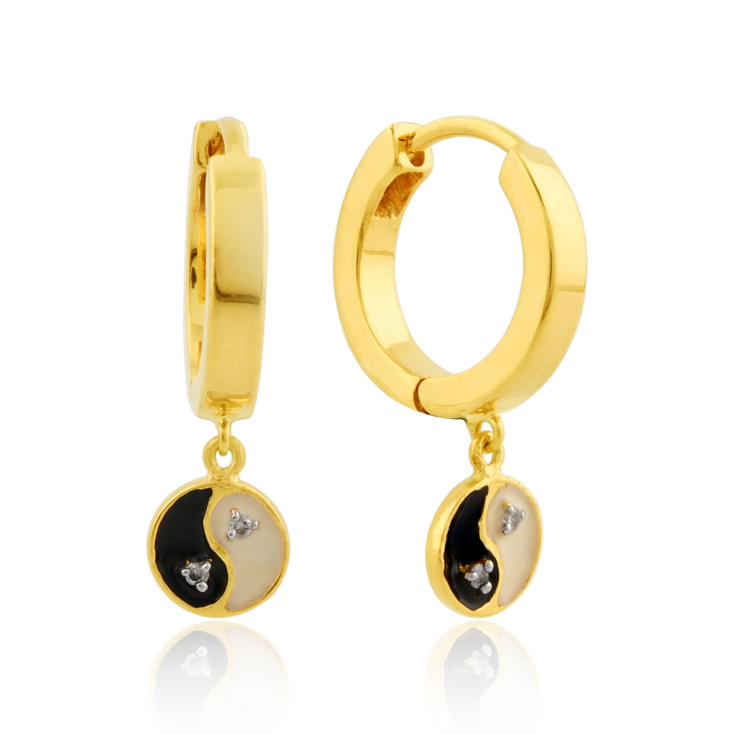 Modern Real SI Clarity HI Color Diamond Yin Yang Hoop Earrings 14k Yellow Gold Jewelry For Sale