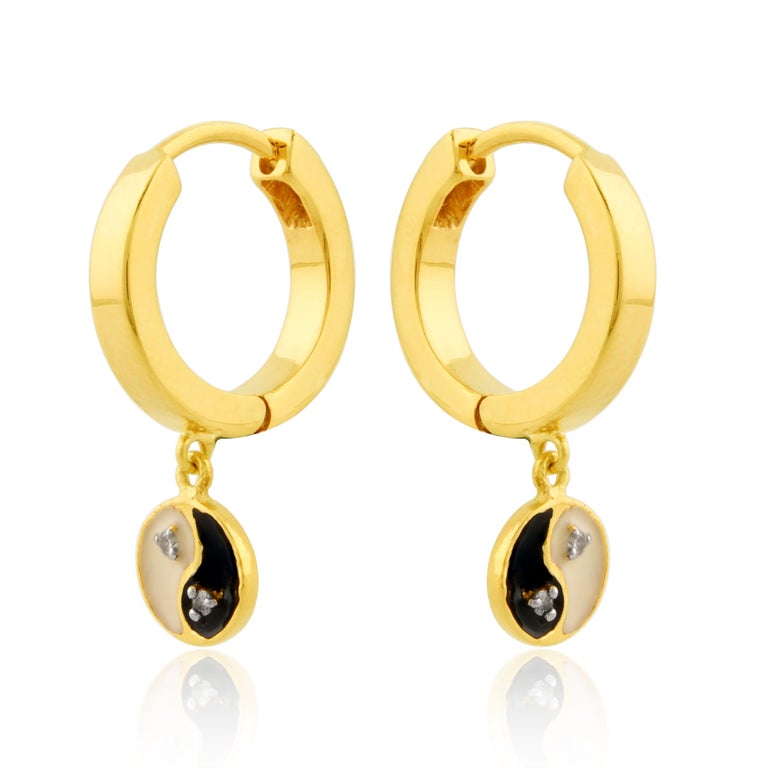 18K Gold Huggie Earrings With VS Clarity