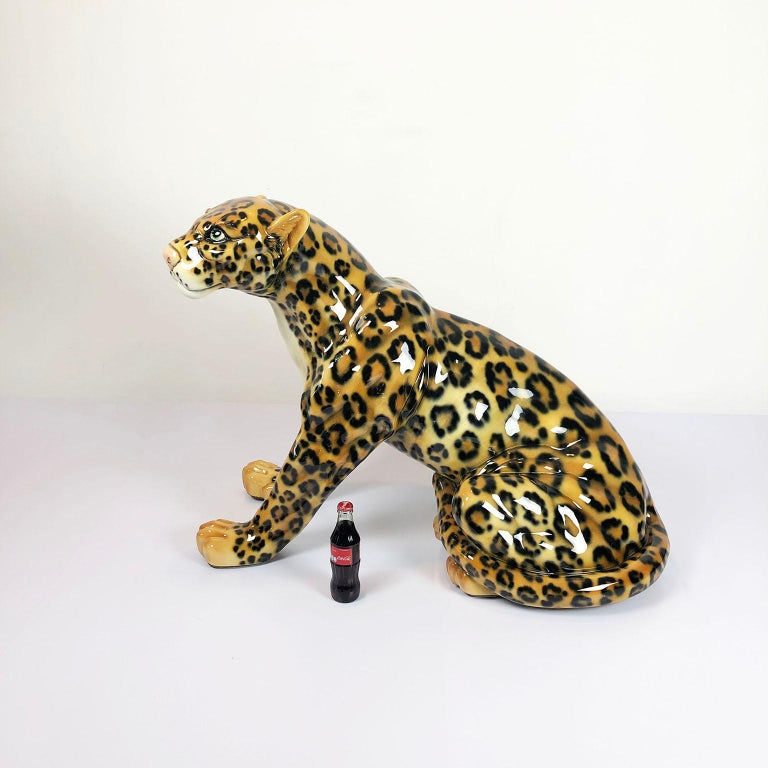Real Size Jaguar Ceramic Sculpture by Cerámica de Cuernavaca In Good Condition For Sale In Mexico City, CDMX