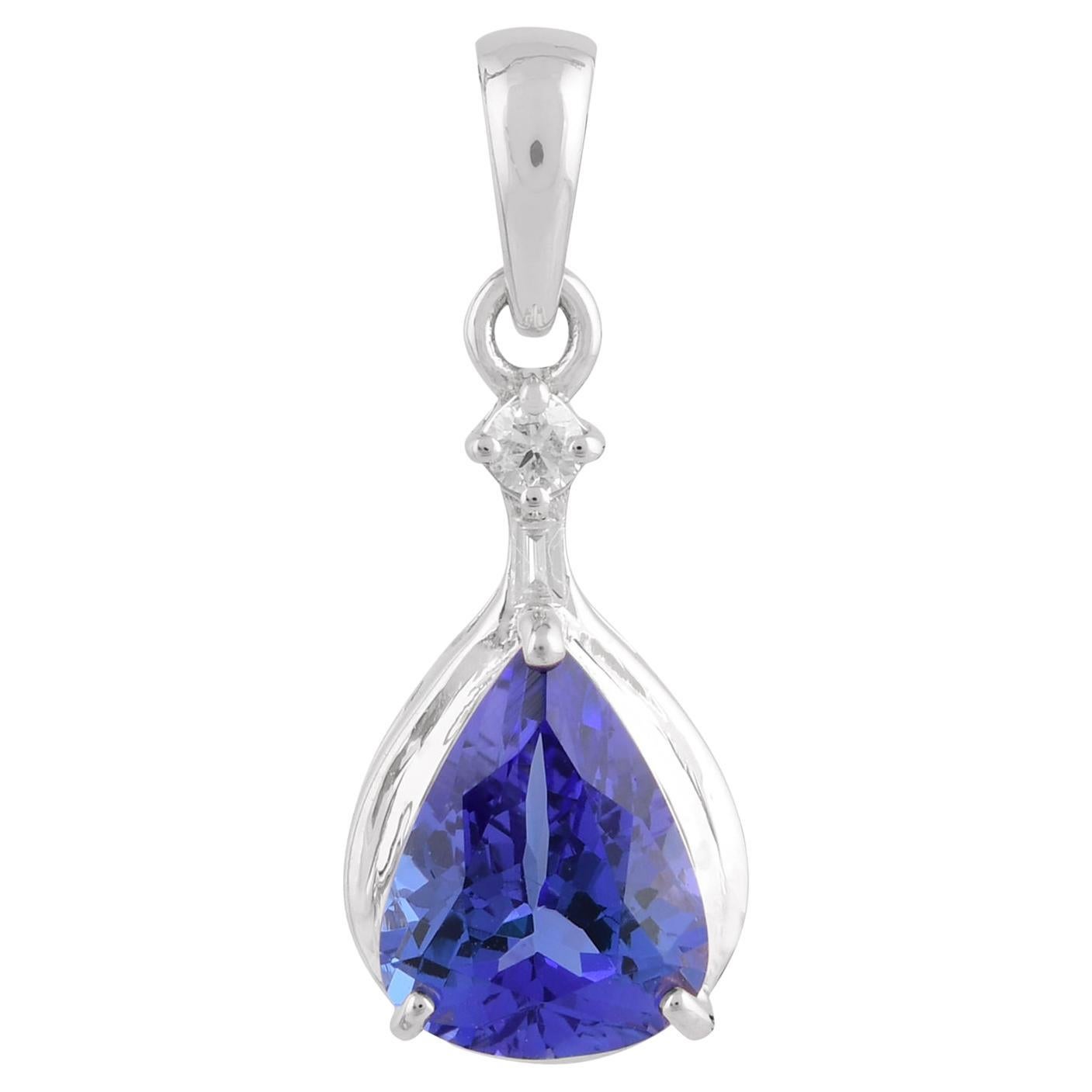 Pendentif en or blanc 14 carats avec breloque en diamant et pierre précieuse Tanzanite véritable en vente