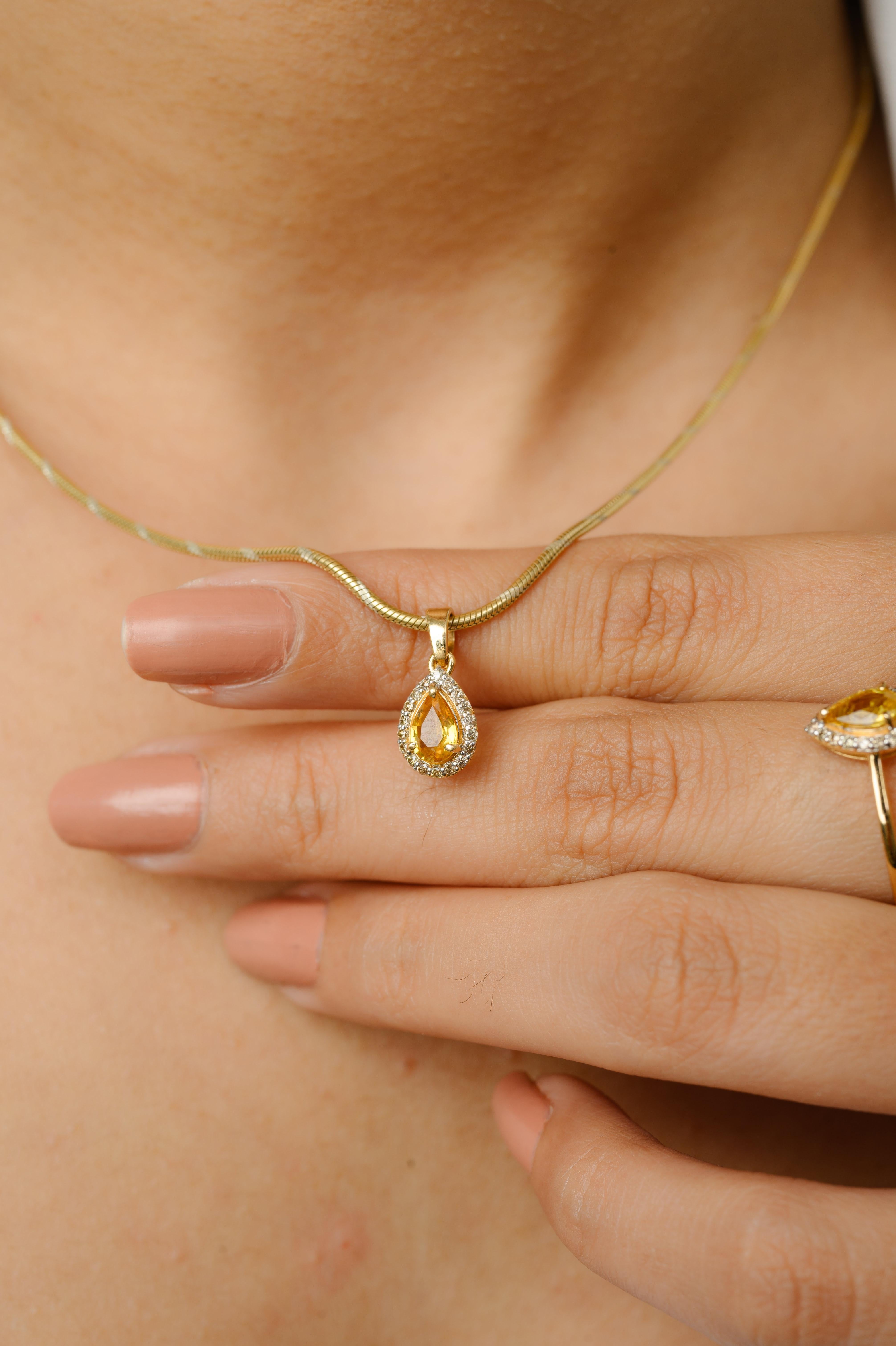 For Sale:  Real Yellow Sapphire Ring, Earrings and Pendant Jewelry Set in 18k Yellow Gold 13