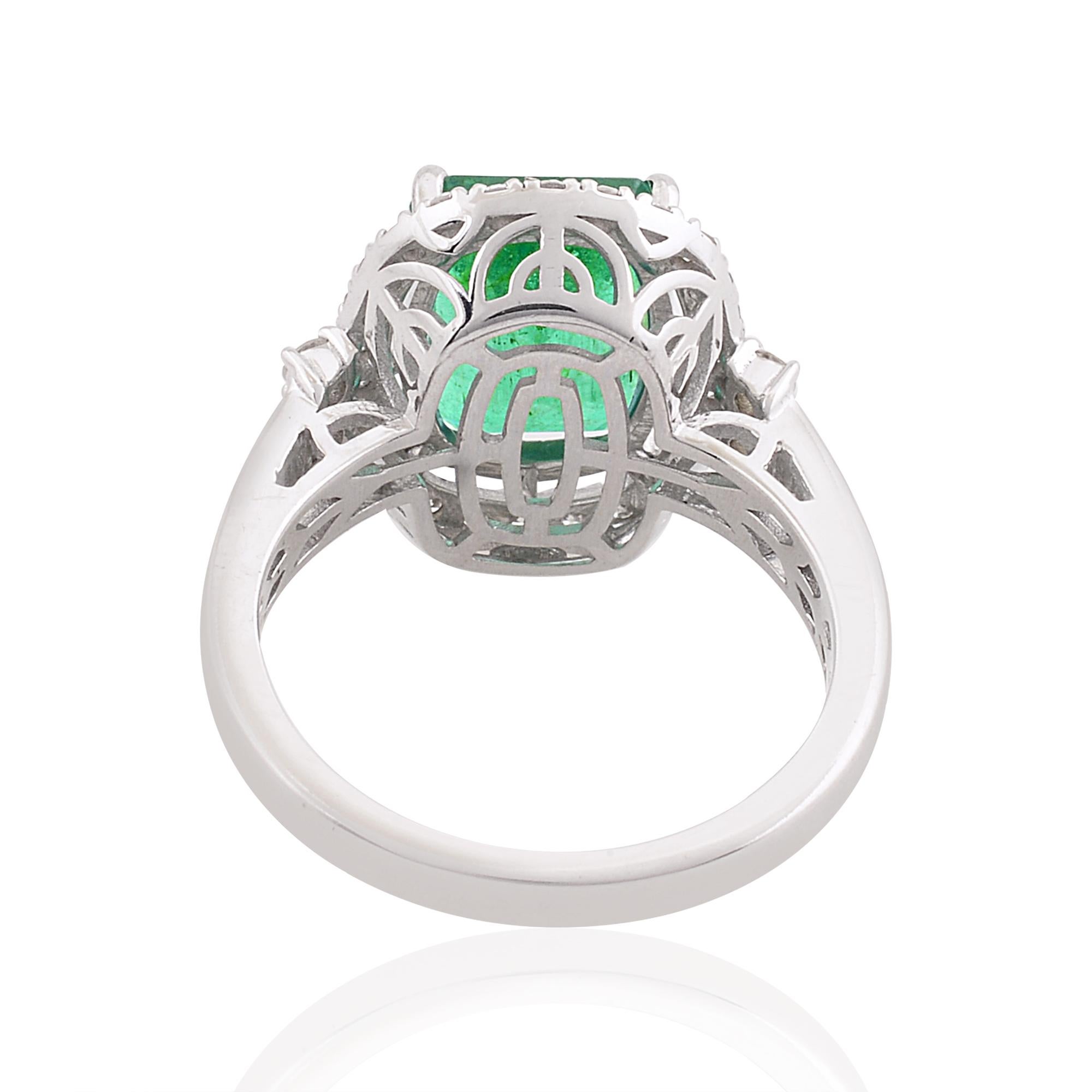 Modern Natural Emerald Gemstone Cocktail Ring Diamond 10 Karat White Gold Jewelry For Sale