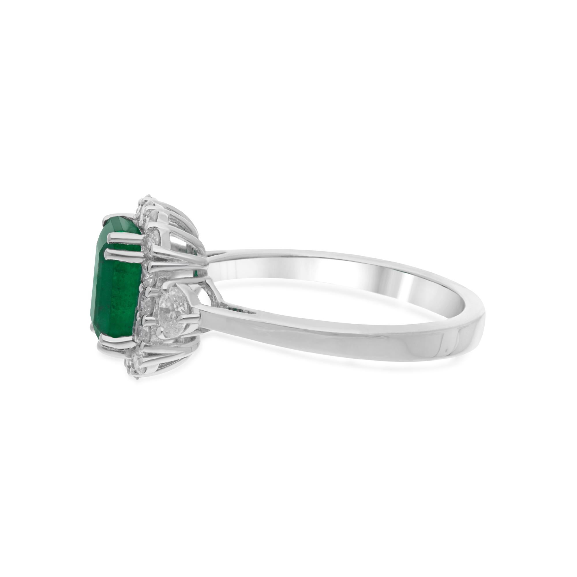 Modern Real Zambian Emerald Gemstone Cocktail Ring Diamond 14 Karat White Gold 2.20 TCW For Sale