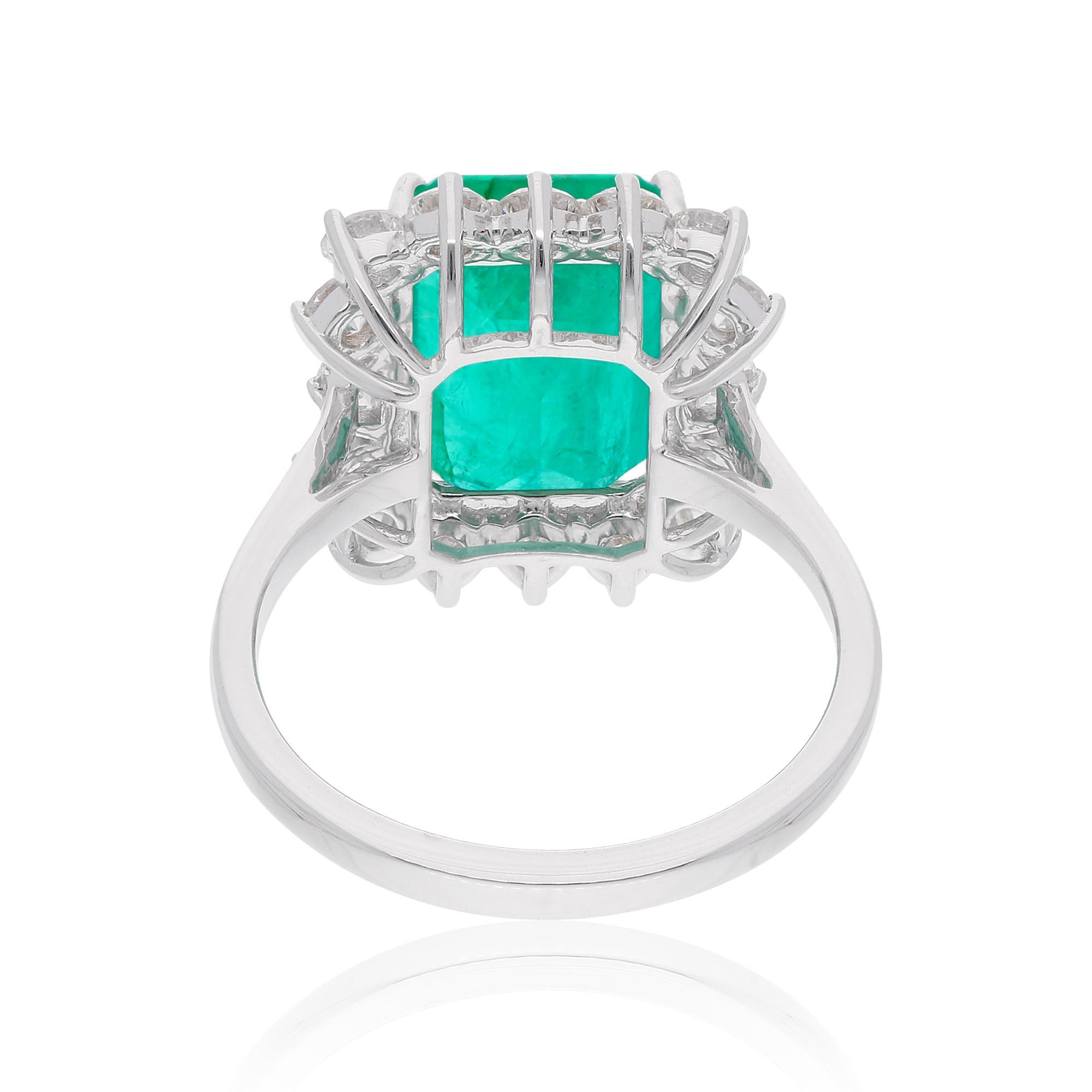 For Sale:  Natural Emerald Gemstone Cocktail Ring Diamond 18 Karat White Gold Jewelry 5