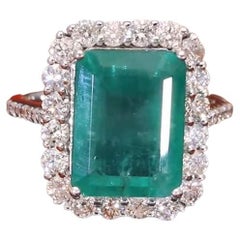 18K White Gold 7.42 Ct Zambian Emerald and 1.27 Ct Diamond Hao Engagement Ring