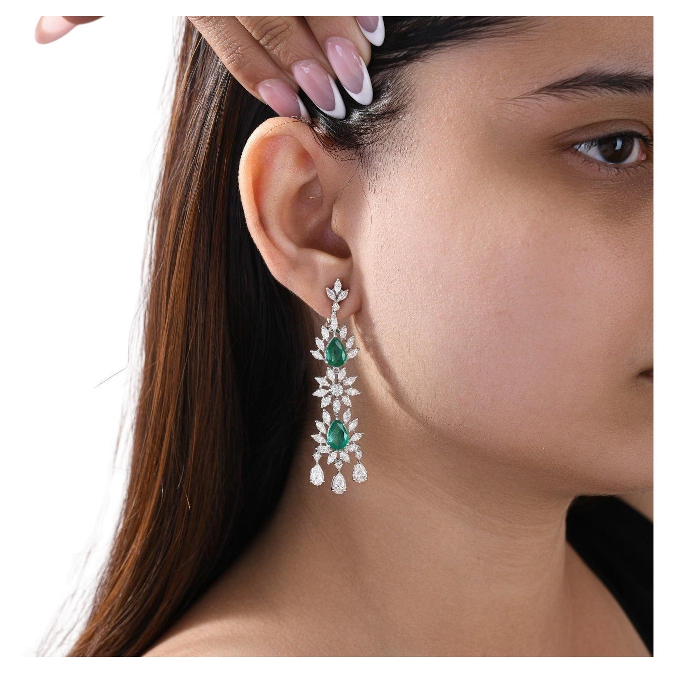 Orecchini pendenti con gemma di smeraldo reale dello Zambia SI/H Diamond Oro bianco 14 carati

Dettagli

Codice articolo :- SFE-1919
Peso lordo :- 16.57 gm
Peso dell'oro bianco 14k :- 14,47 gm
Peso del diamante naturale :- 6.55 carati. (DIAMANTE DI