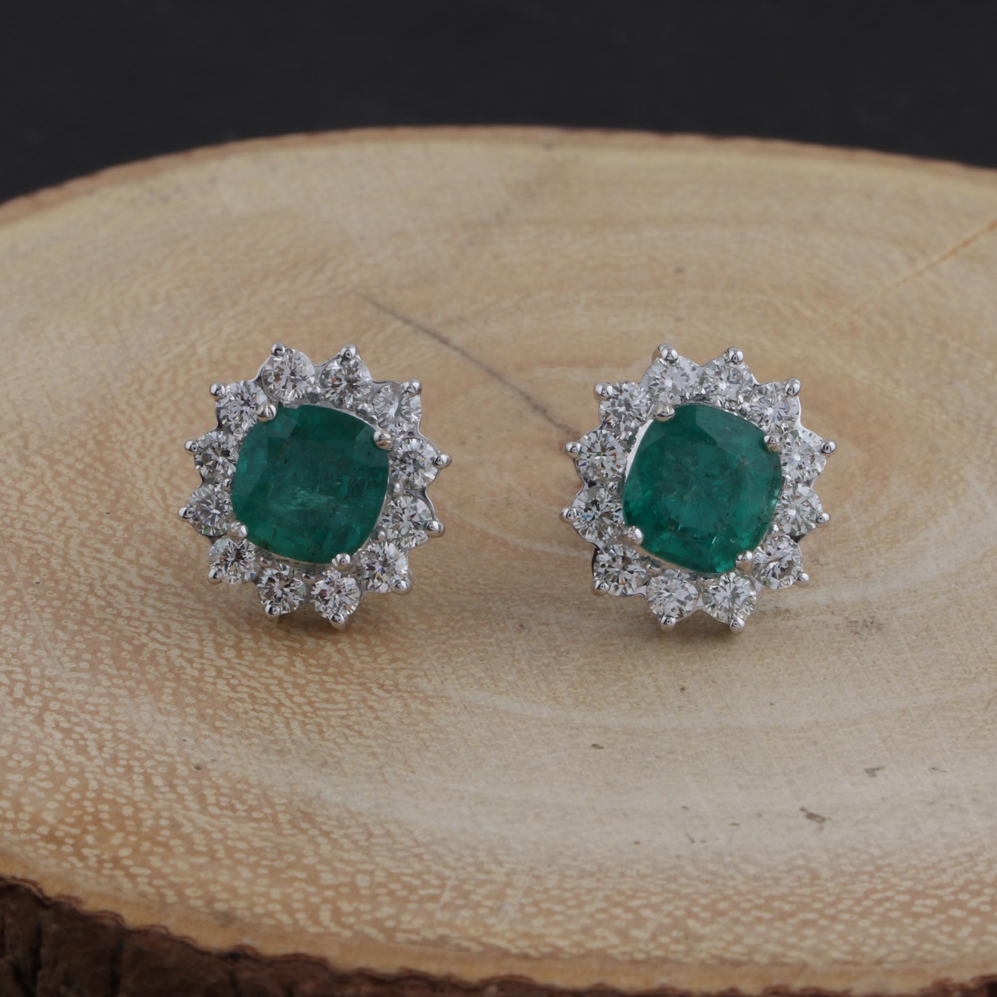 Round Cut Natural Emerald Gemstone Stud Earrings Diamond 18 Karat White Gold Jewelry For Sale