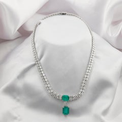 Echter sambischer Smaragd SI/H Diamant-Anhänger Halskette 18 Karat Weißgoldschmuck