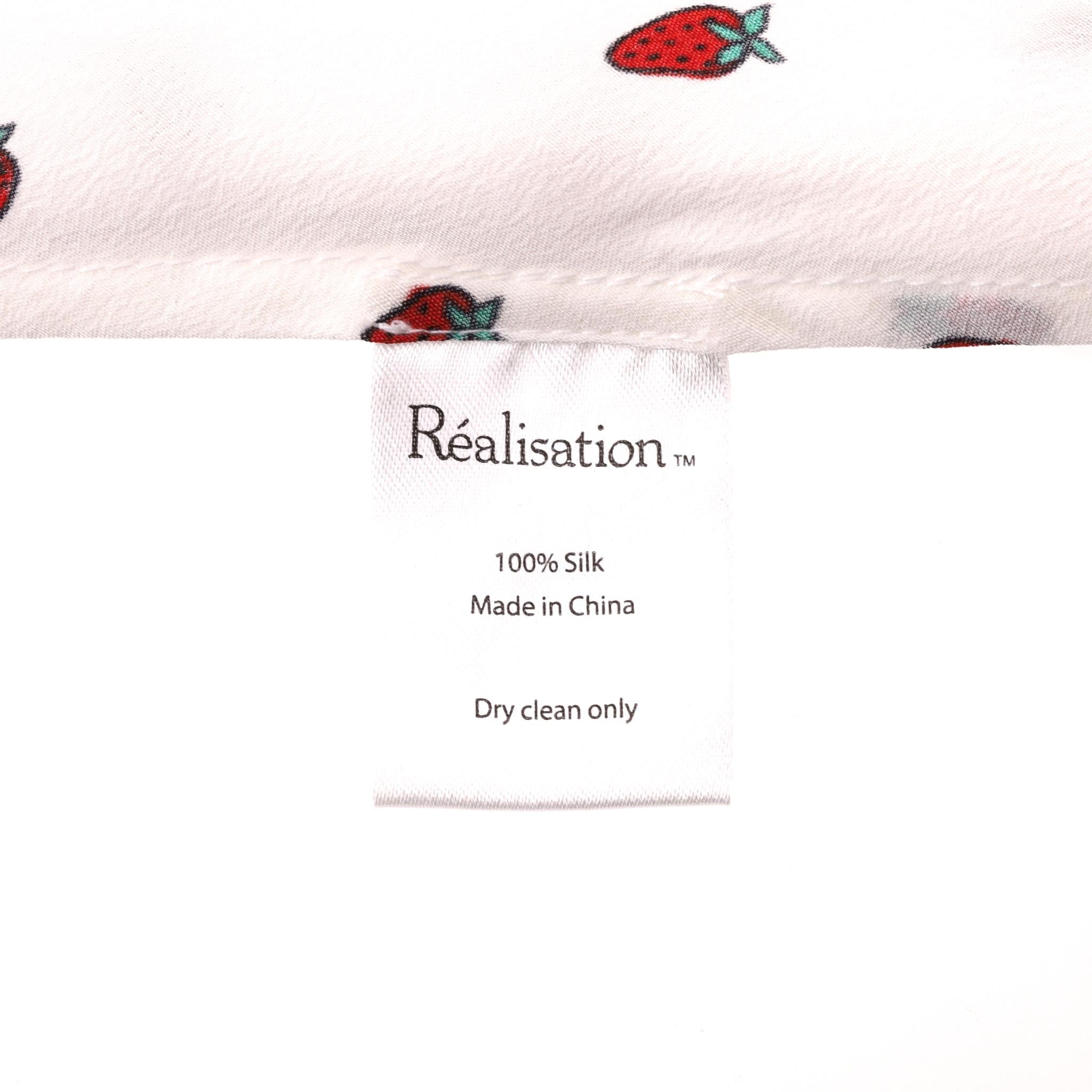 Vestido de seda con estampado de fresas Realisation en venta 2