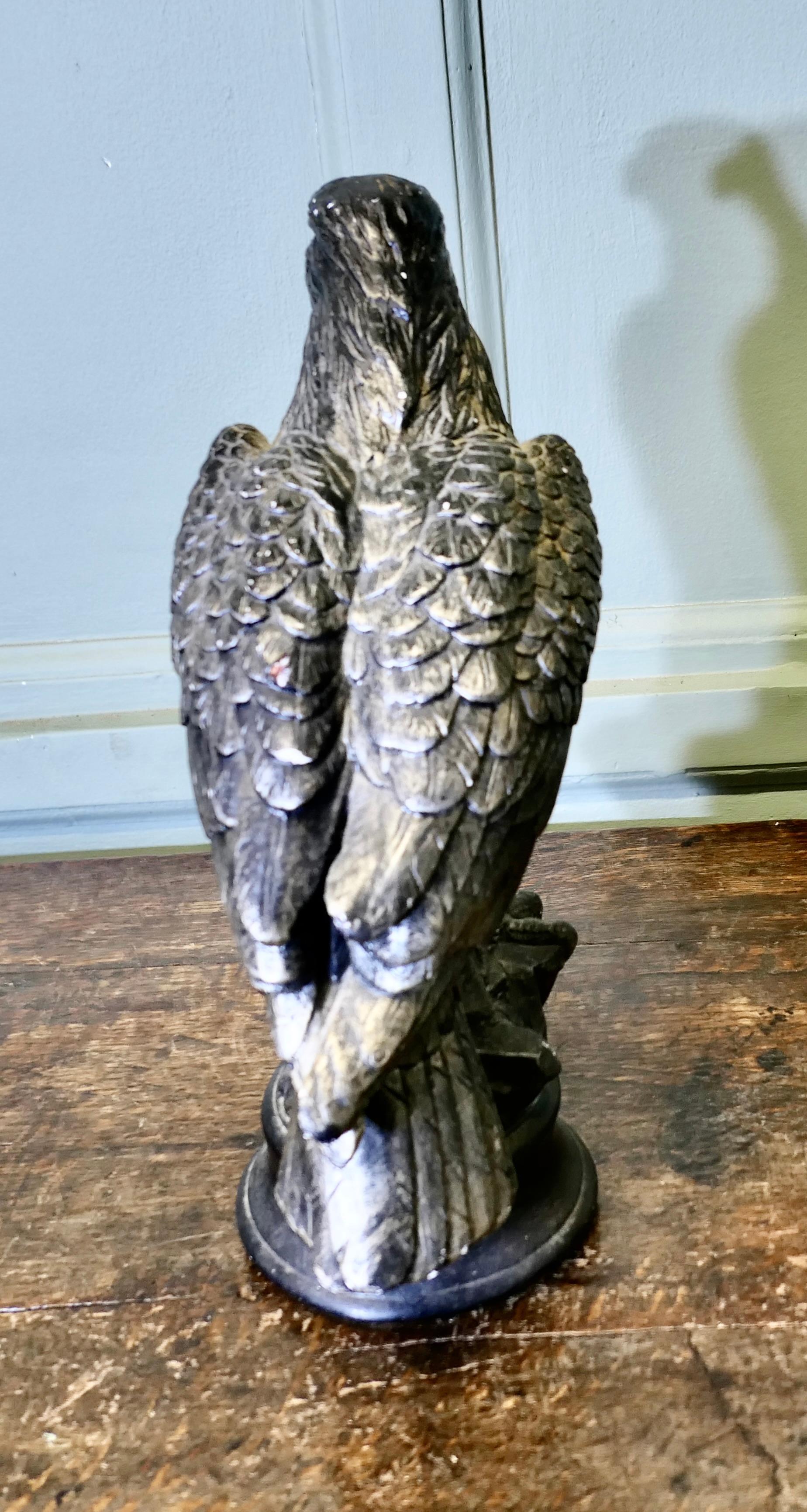 Realistic Metalic Finish Eagle Statue in Plaster In Good Condition For Sale In Godshill, Isle of Wight