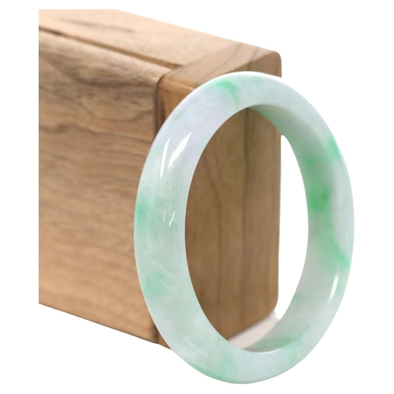 RealJade Classic Bangle Genuine Burmese Green Jadeite Jade Bangle