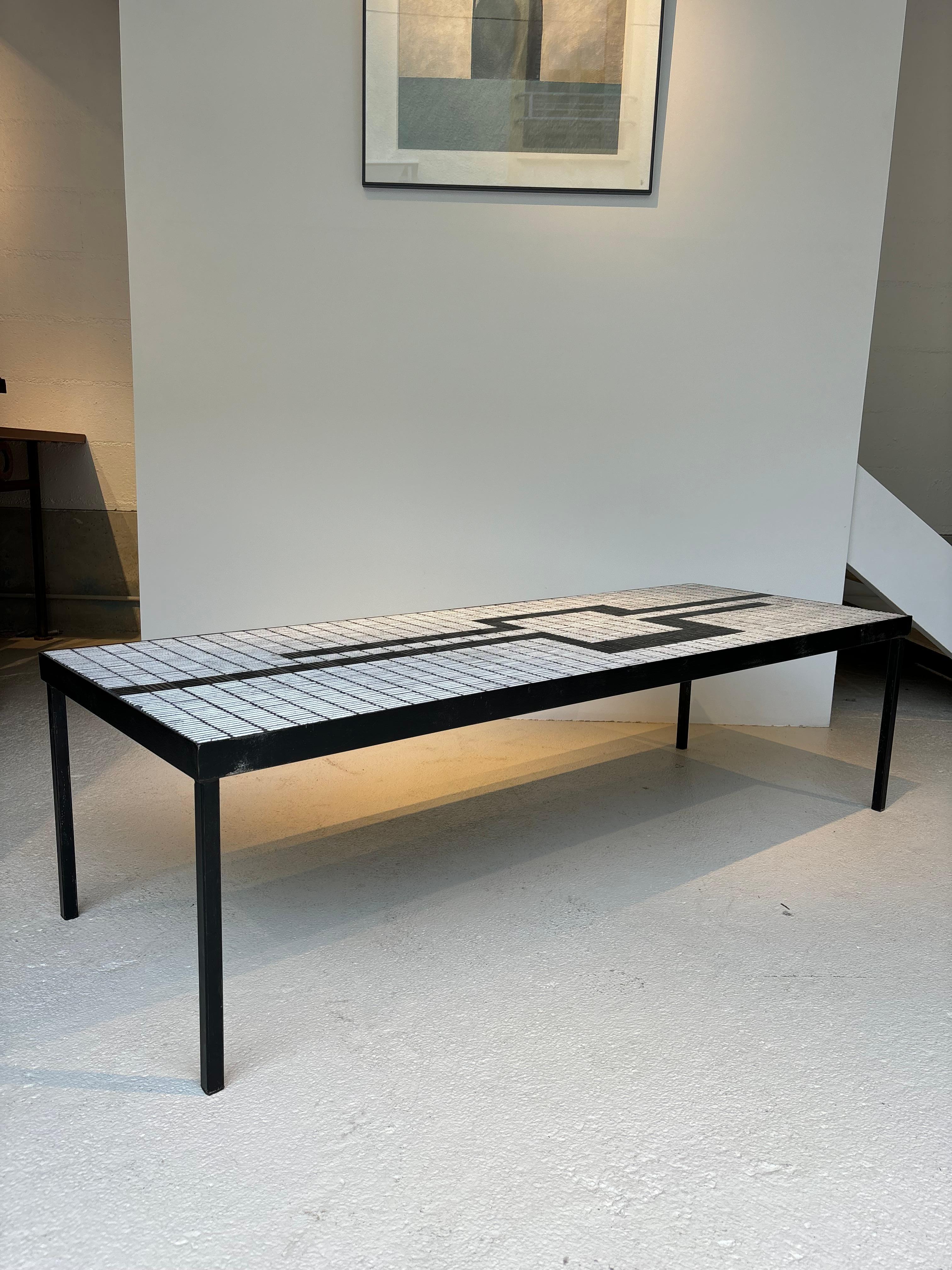 Mesa de centro realmente rara de Roger Capron en Bueno estado para la venta en SAINT-OUEN-SUR-SEINE, FR