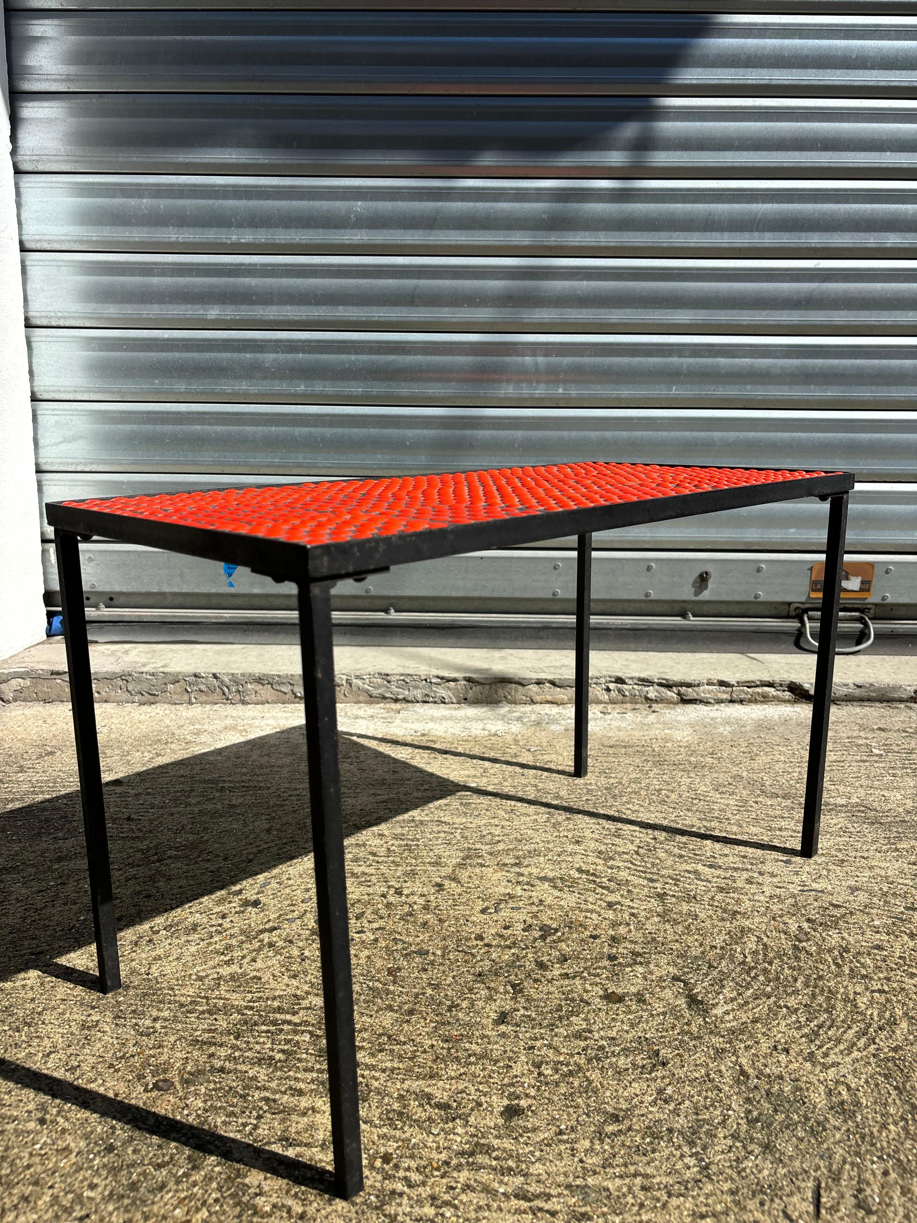 Wirklich seltene Kaffeetafel Pastille von Roger Capron im Angebot 4