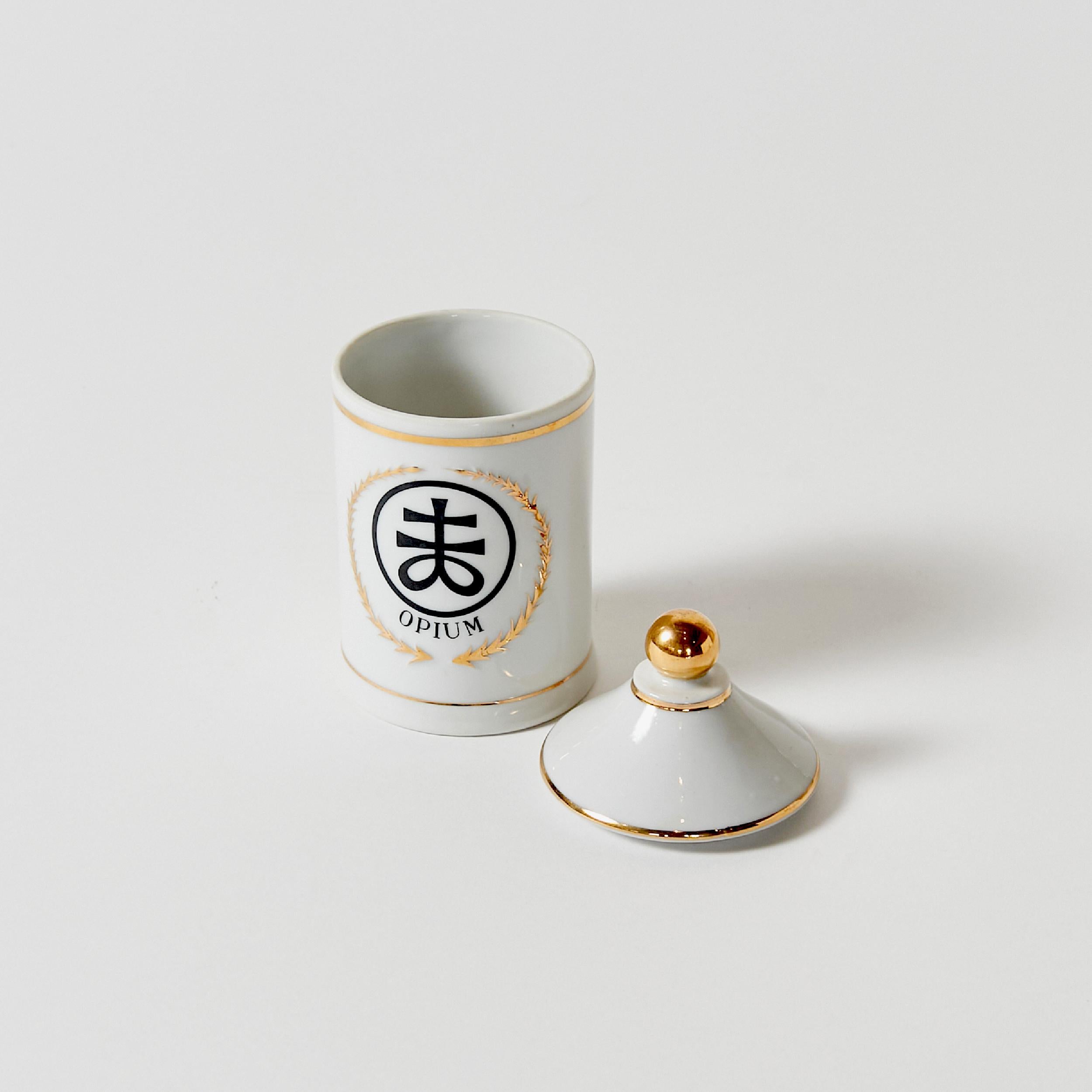 20ième siècle Rare ensemble de quatre pots en porcelaine de LaGardo Tackett, fabriqués au Japon en vente
