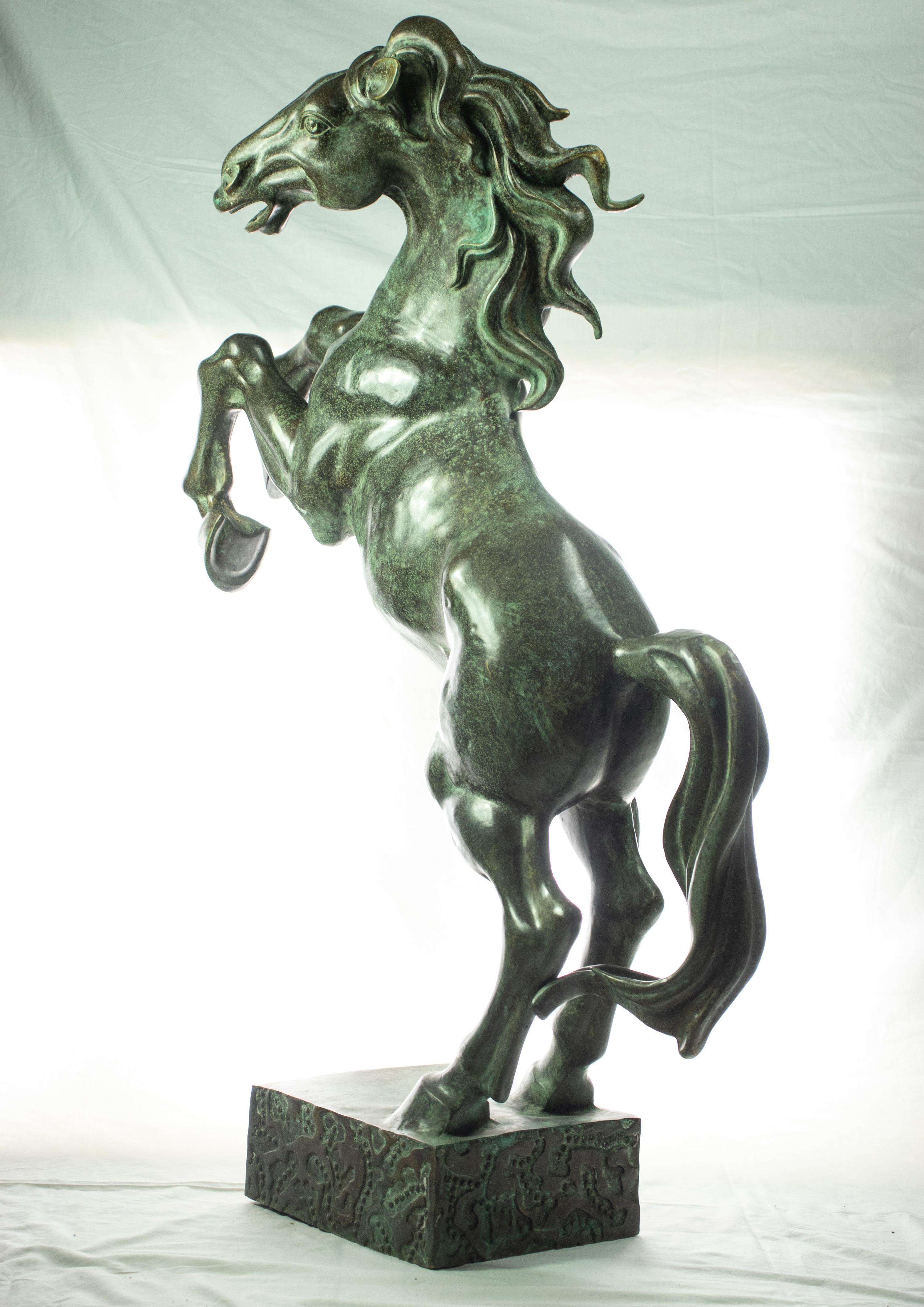 Rearing Stallion Bronze Stand Horse Figure Carved Animal Asian Statue Sculpture In Excellent Condition For Sale In Milano, IT