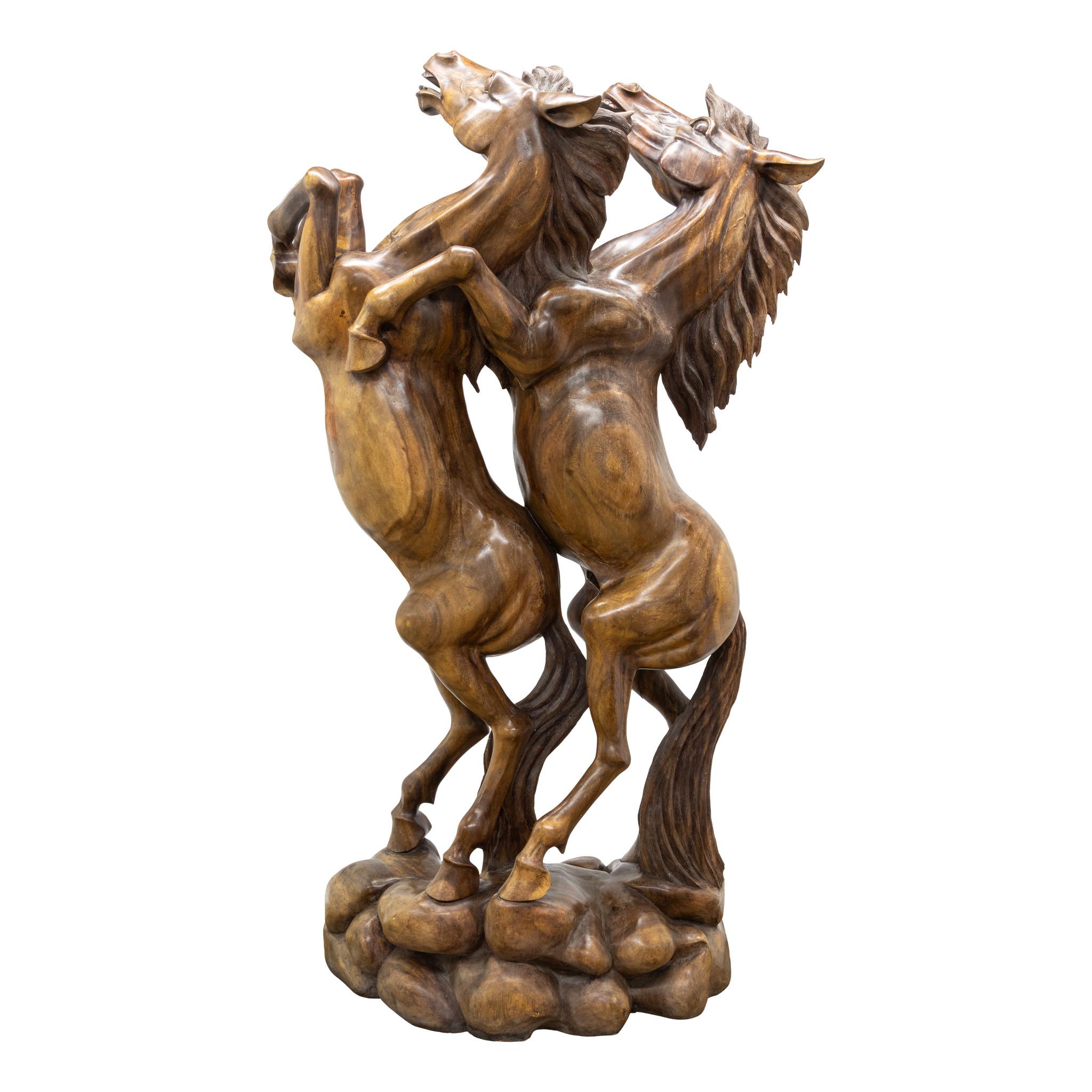 XXIe siècle et contemporain Statue d'estalon en bois sculpté en vente