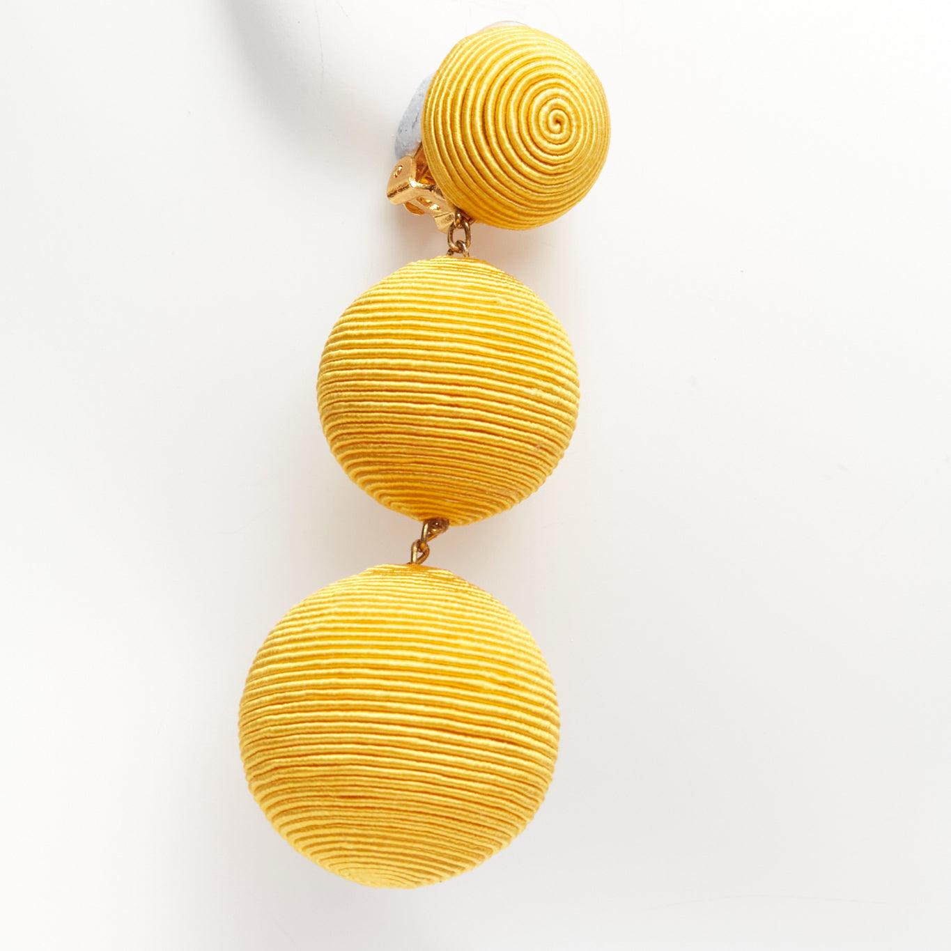 REBECCA DE RAVENEL yellow trio balls dangling clip on earrings Pair In Excellent Condition In Hong Kong, NT