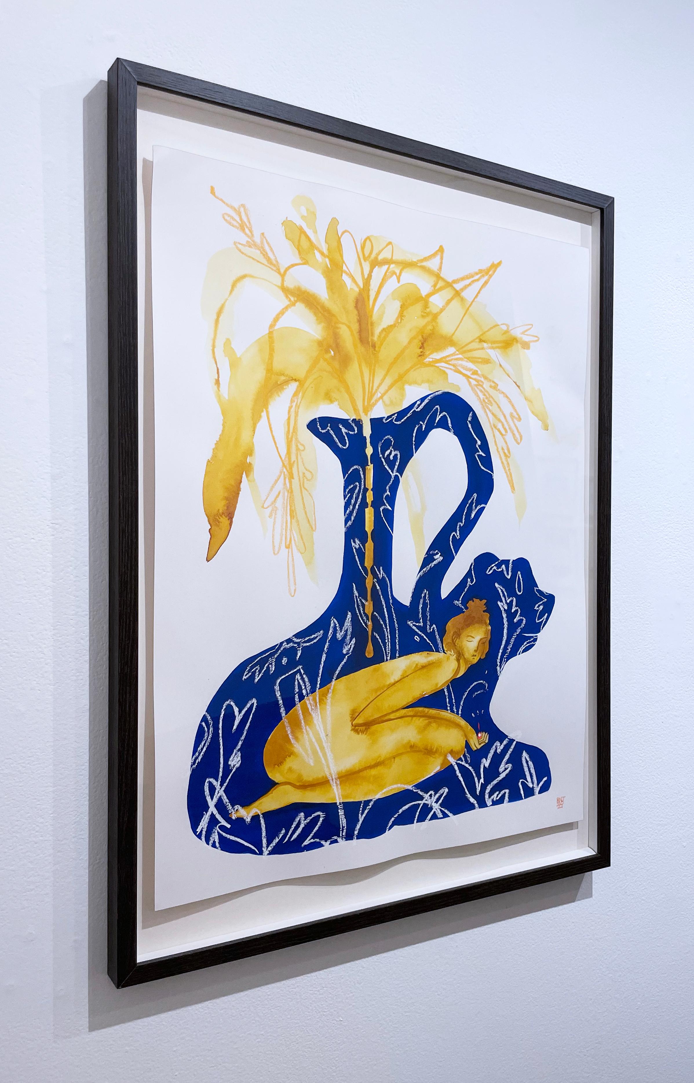 Take With Water, 2021, figure féminine, vase et plantes, peinture bleue et dorée - Gris Portrait Painting par Rebecca Johnson