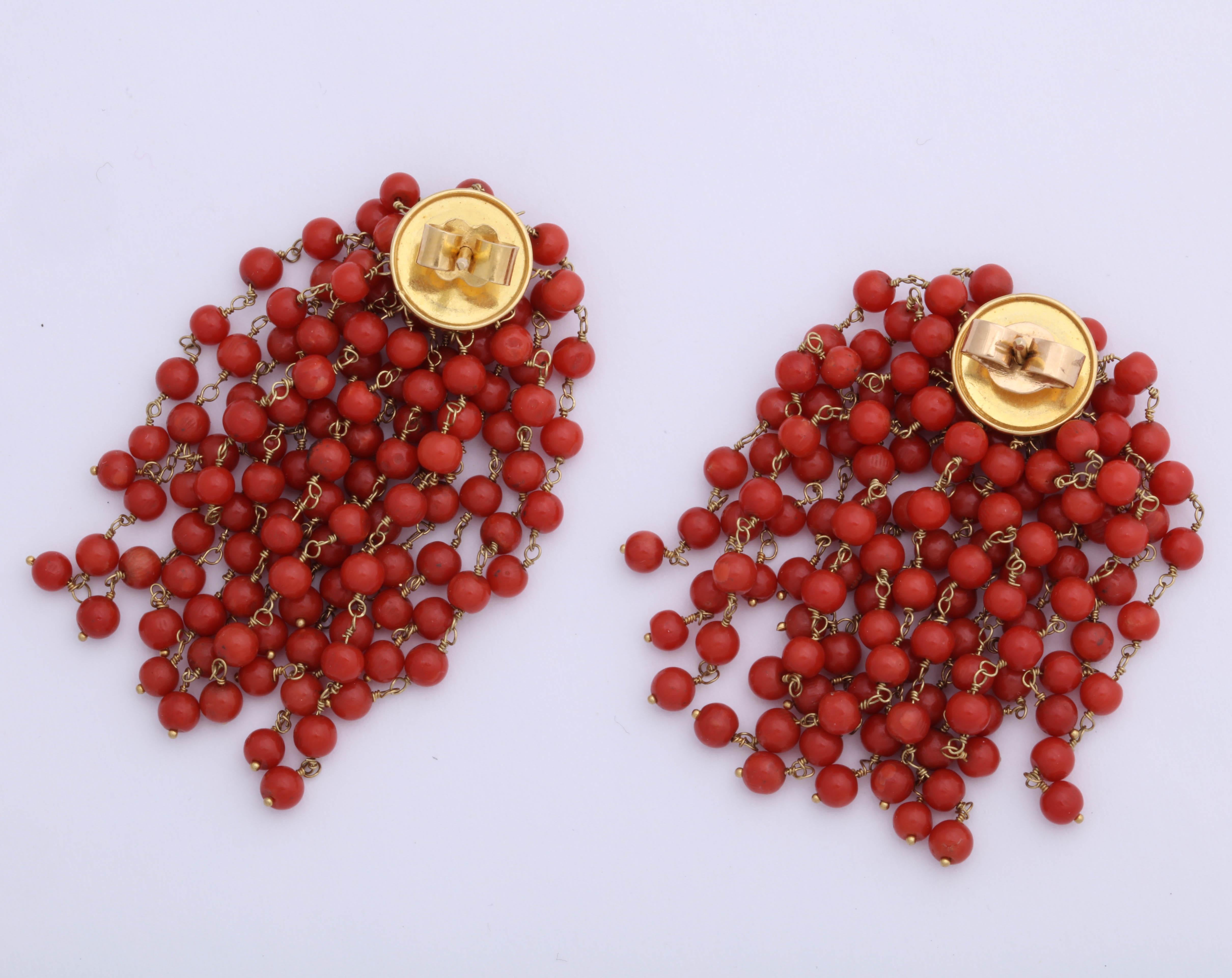 Rebecca Koven Coral Gold Chain Earrings In New Condition For Sale In Fifth Avenue, NY