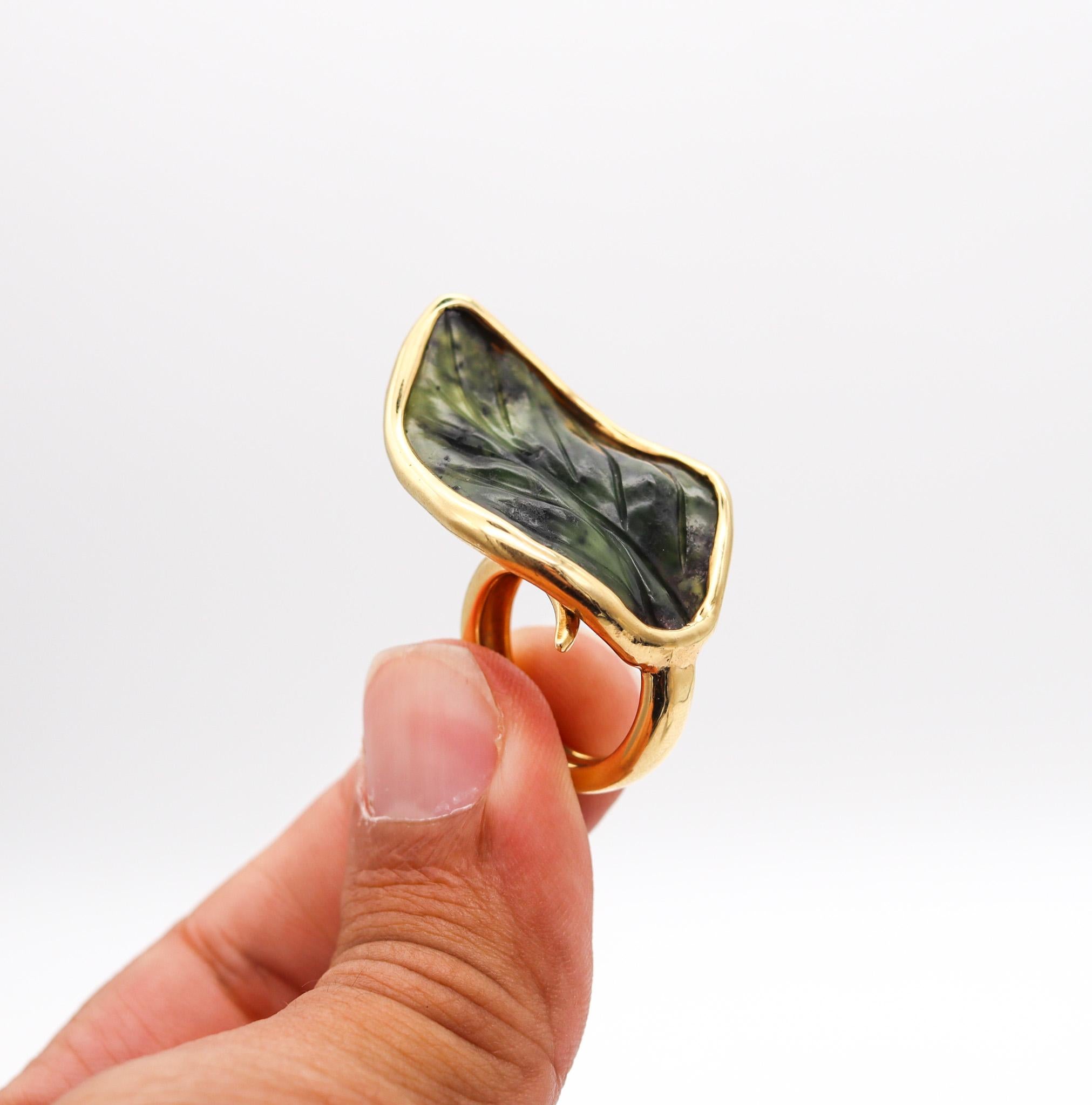 Rebecca Koven Organic Cocktail Ring In Solid 18Kt Yellow Gold With Jade In Excellent Condition For Sale In Miami, FL