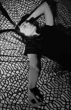 « James #1 » (2016) par Rebecca Mason Adams, peinture photoréaliste originale du B&W