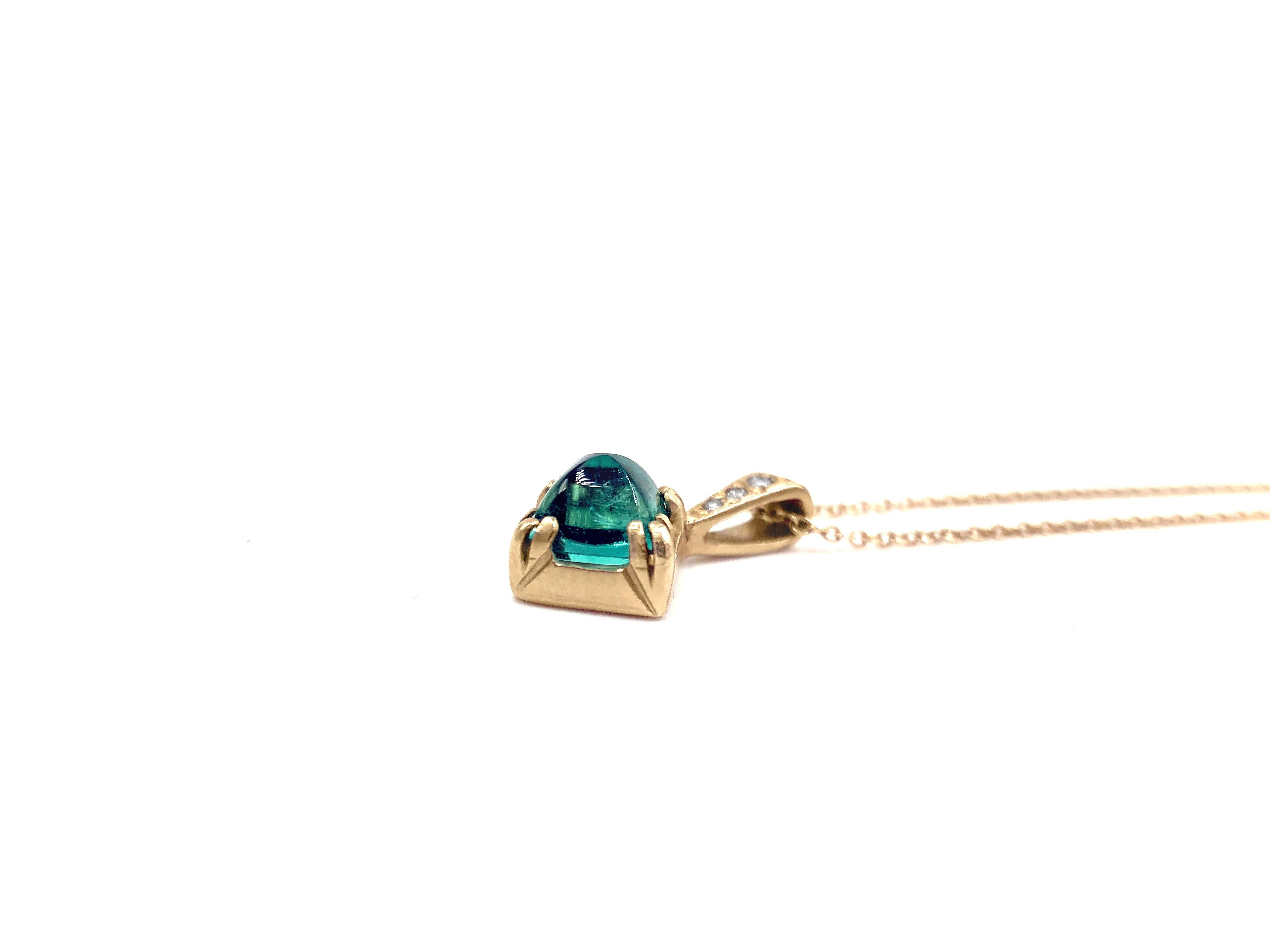 Halskette mit unbehandeltem natürlichem Zuckerhut-Smaragd und weißem Diamant in Gold, Rebecca Overmann (Art déco) im Angebot